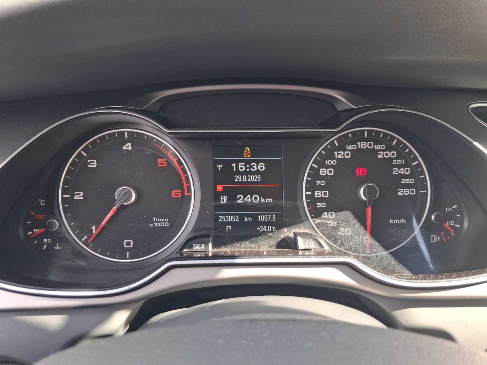 Audi A4, 2.0 TDI, Automat, Serv.kniha - fotka 3