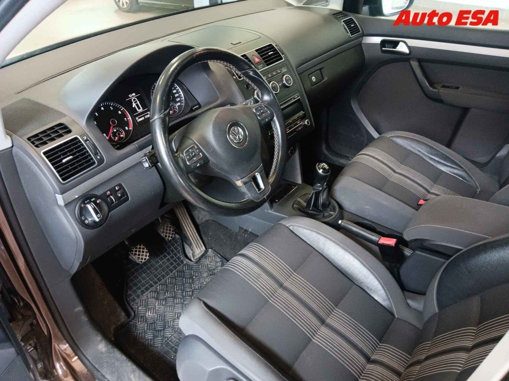 Volkswagen Touran, 1.2TSI - fotka 3