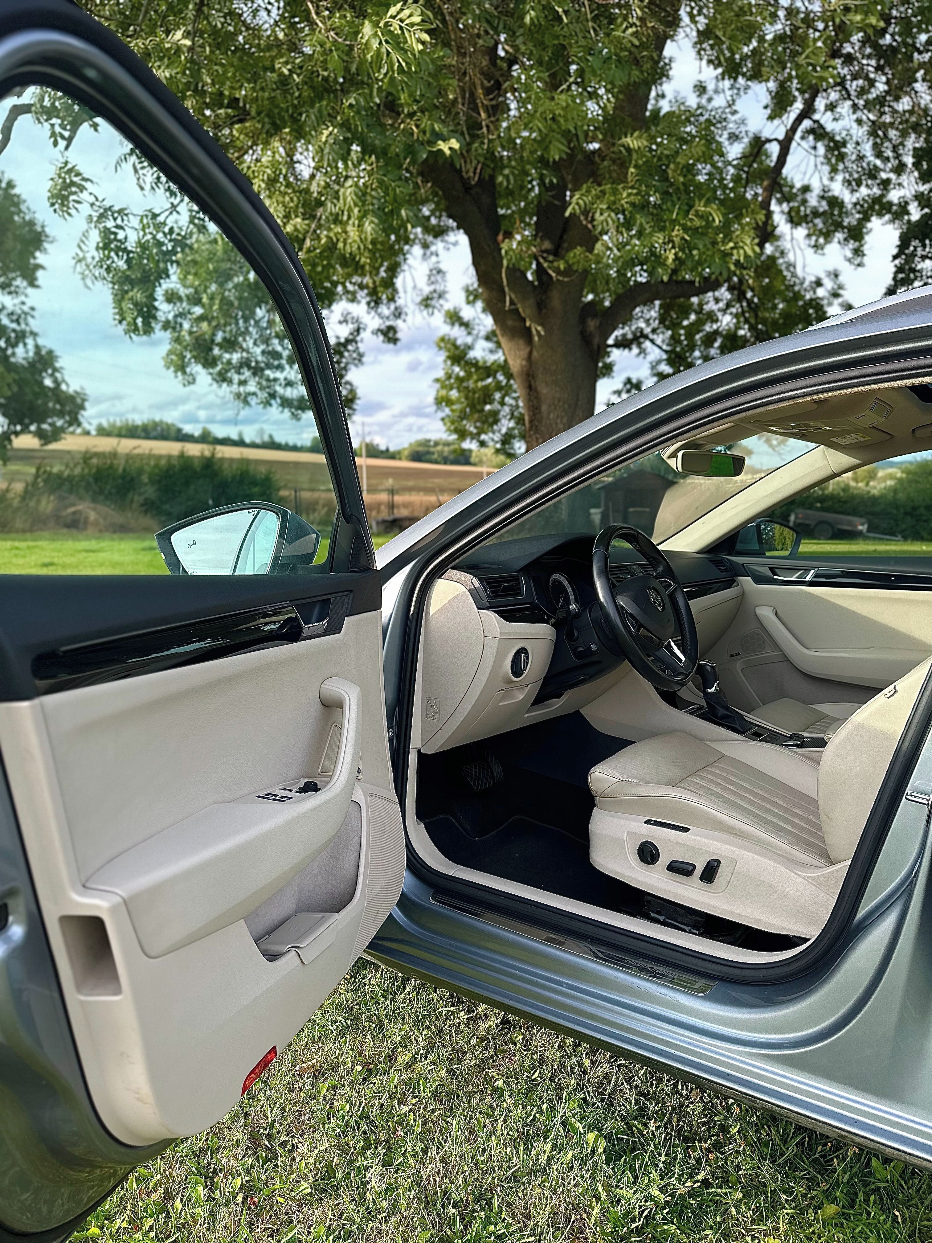 Škoda Superb, Superb, nová STK, 4x4, L&K, - fotka 4
