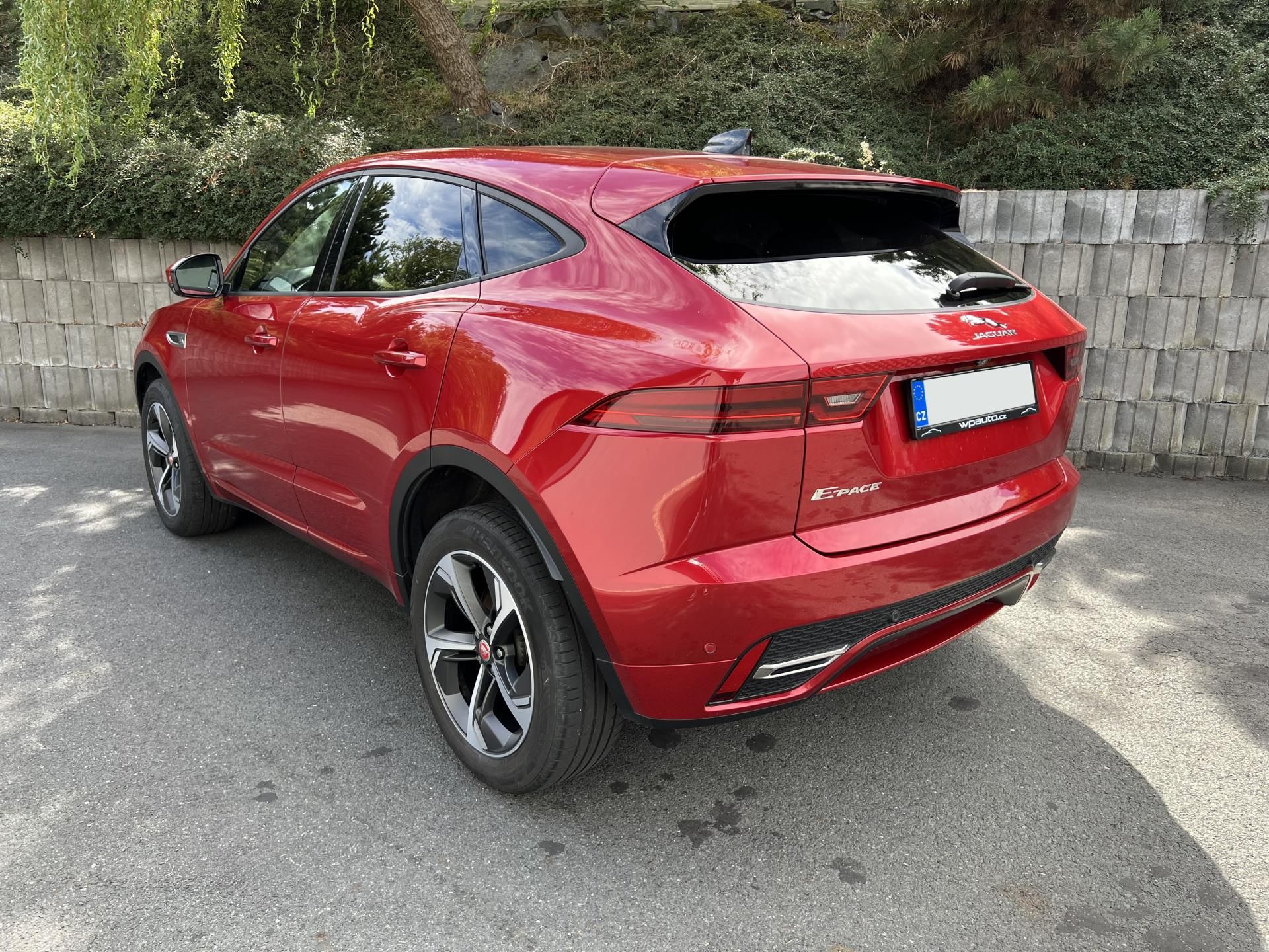Jaguar E-Pace, 2.0 D165 AWD R-DYNAMIC - fotka 4