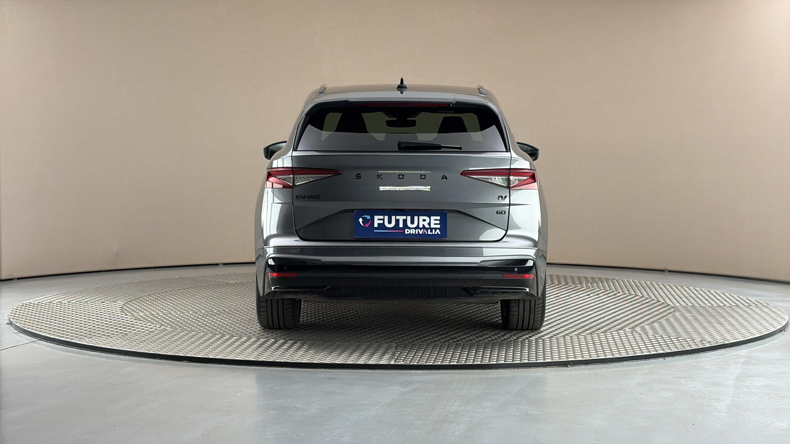 Škoda Enyaq, 62 kWh AUT 60 Sportline - fotka 5