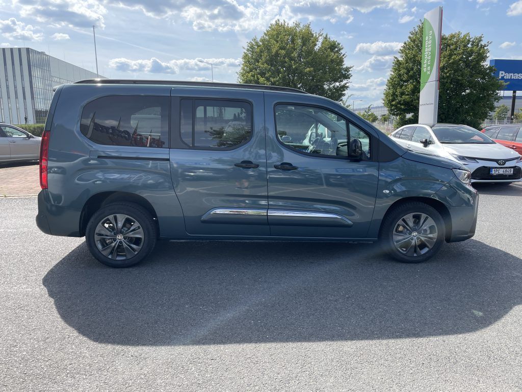 Toyota Proace City Verso, 1.5D 130k VIP 7S ODBĚR 10/2026 - fotka 2