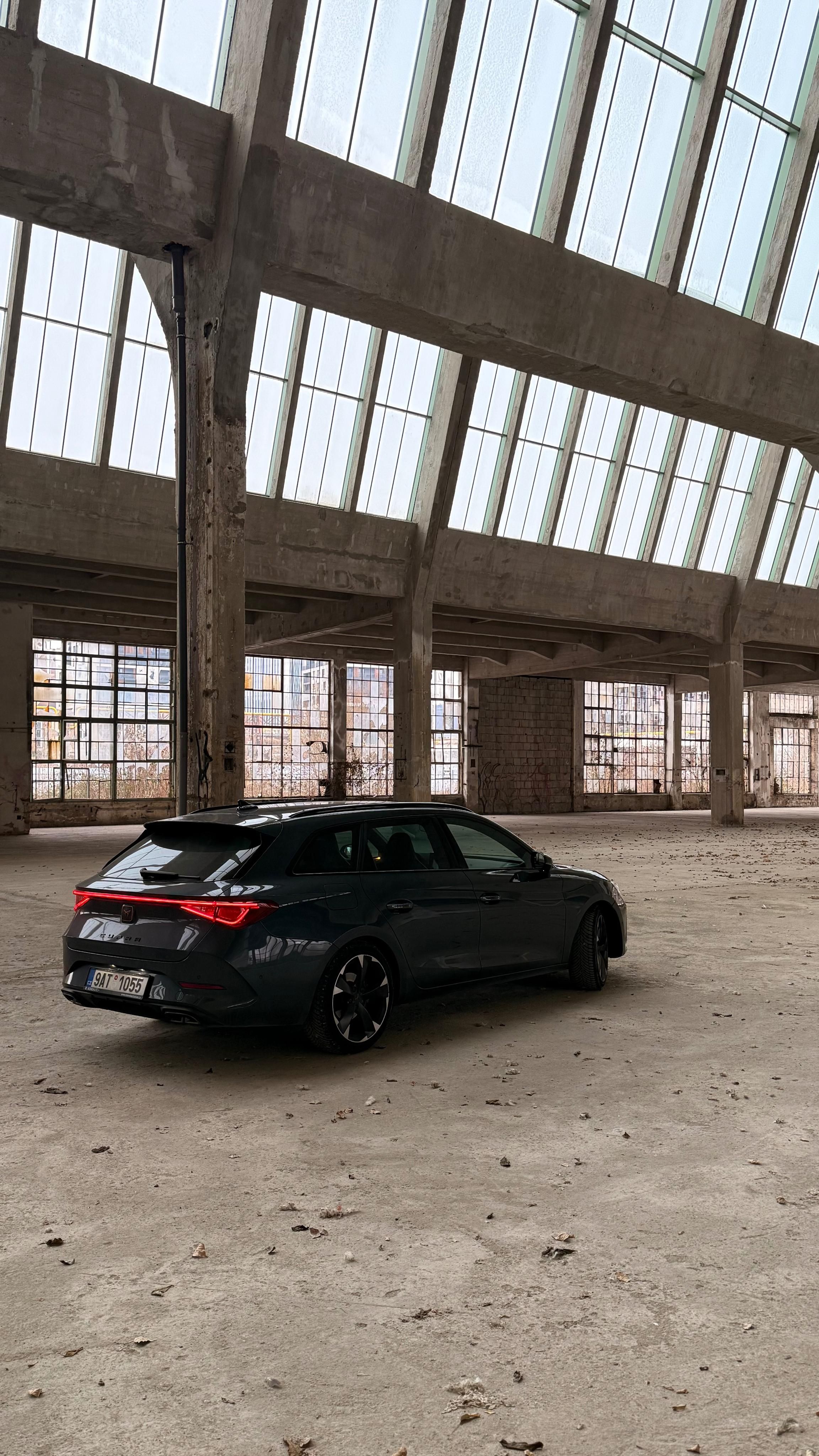 Cupra Leon, Cupra leon 2.0 TSI po servisu - fotka 2