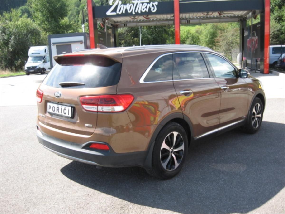 Kia Sorento, 2,2 TCi 4WD dynamics - fotka 5