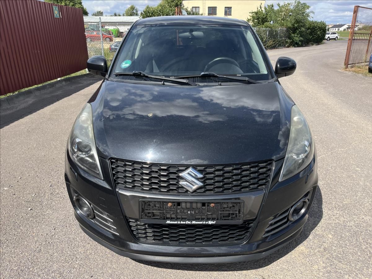 Suzuki Swift, 1,6 i 100KW SPORT KLIMA SERVIS - fotka 2