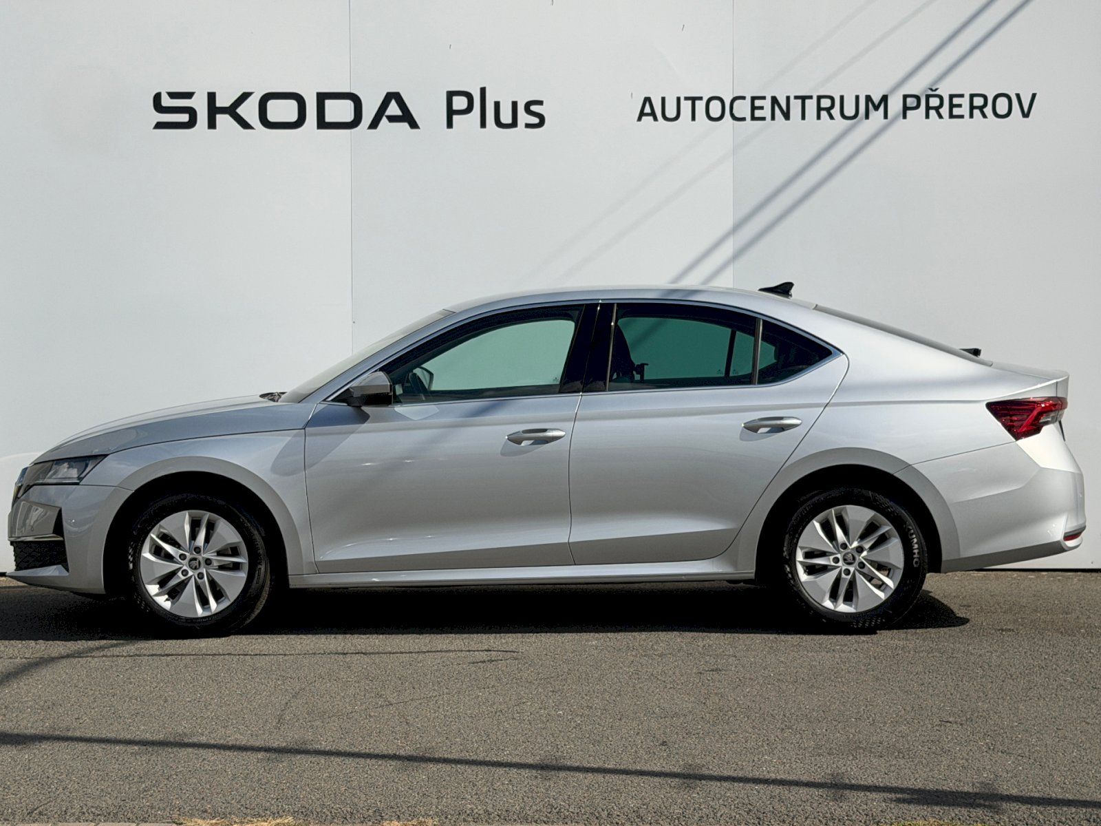 Škoda Octavia, 1.5 TSI 110kW DSG Top Selectio - fotka 3