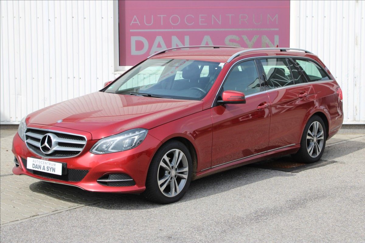 Mercedes-Benz Třídy E, 2,1 200 T CDI Avantgarde