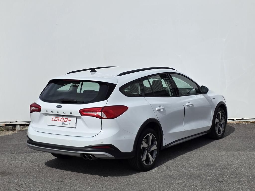 Ford Focus, Titanium 2.0 TDCi 110 kW - fotka 2