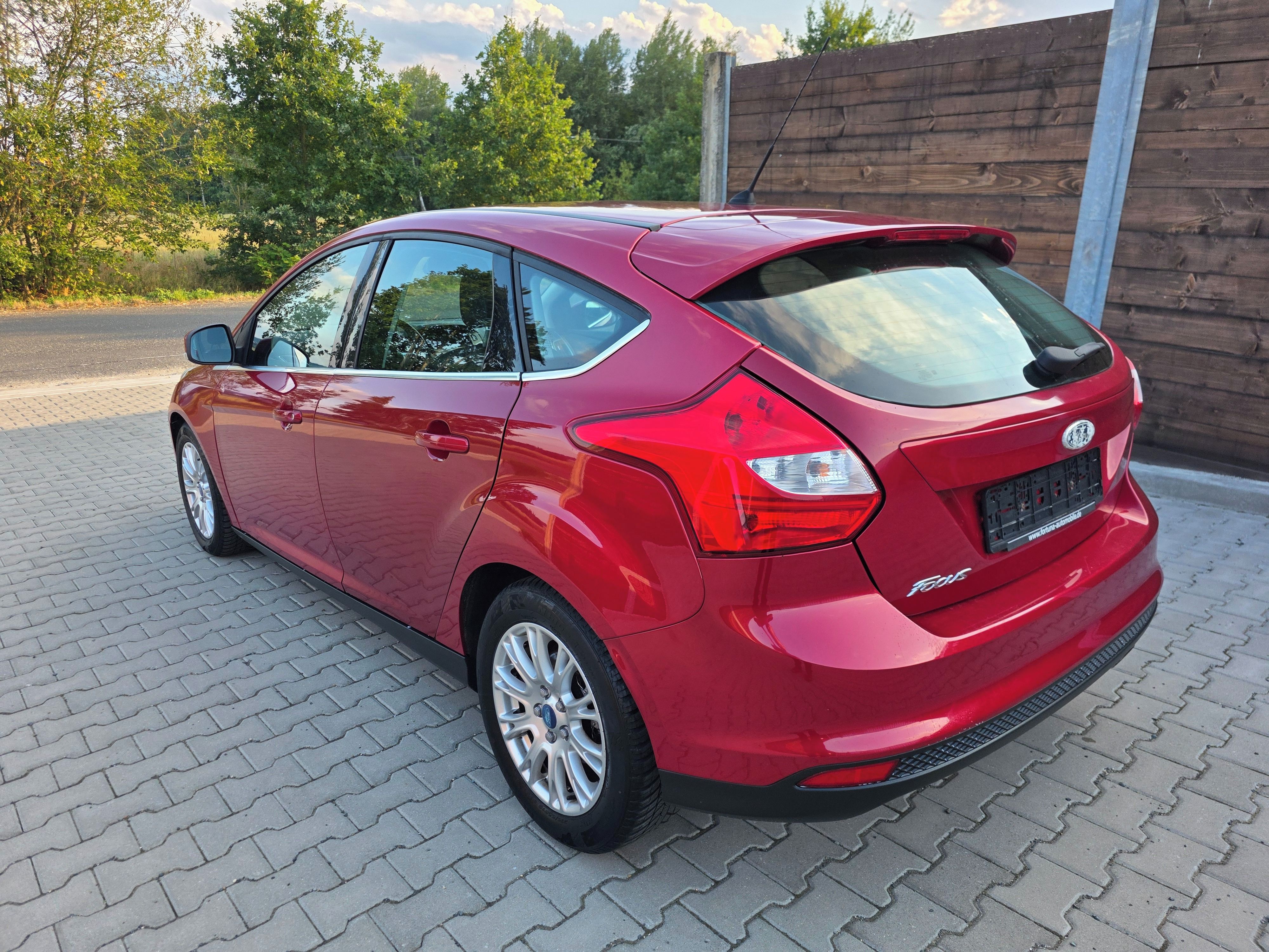 Ford Focus, 1.6 110kW 2.majitel Serviska - fotka 4