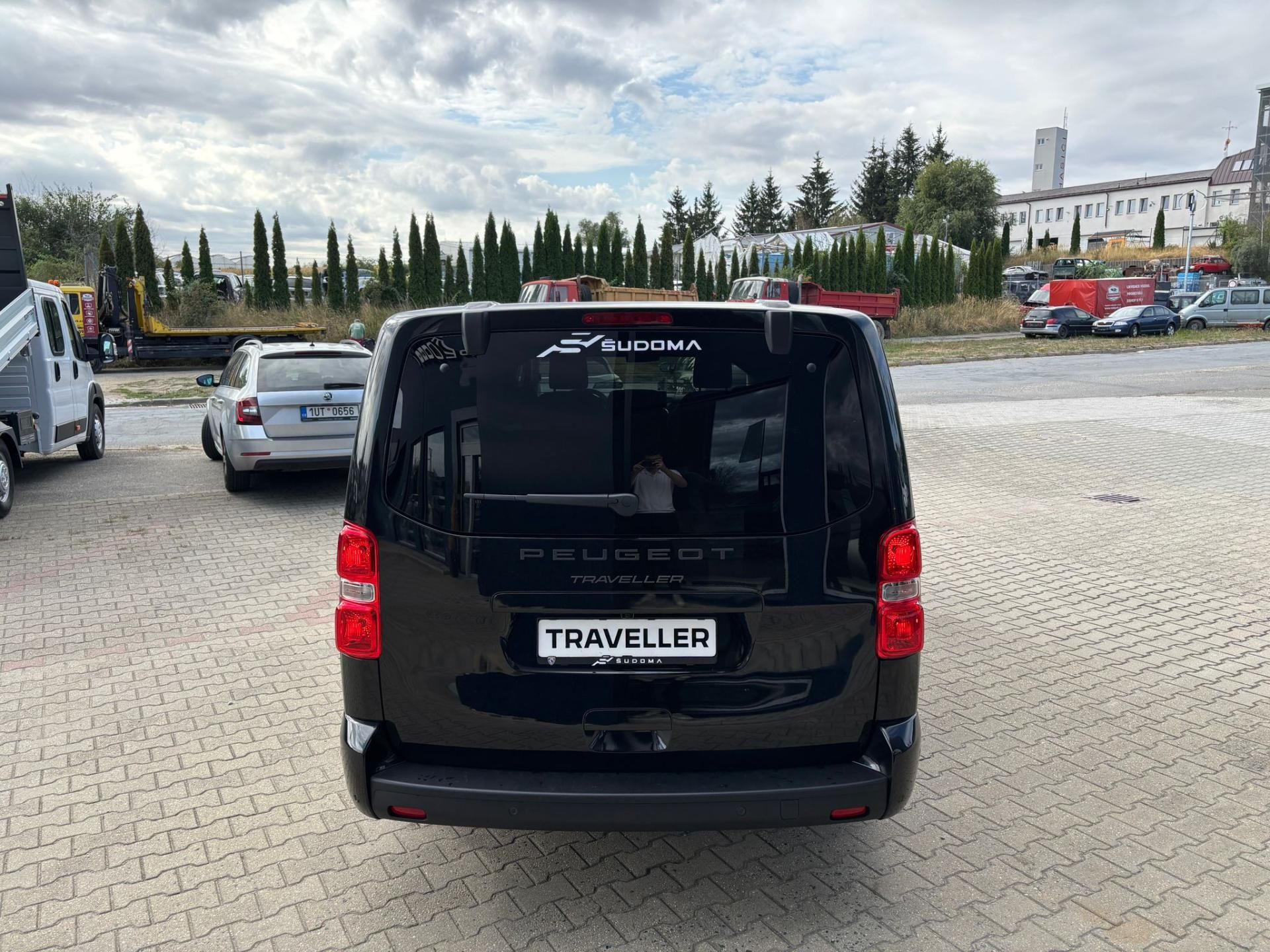 Peugeot Traveller, Active L3 2.2 BlueHDi 150 MAN6 - fotka 6