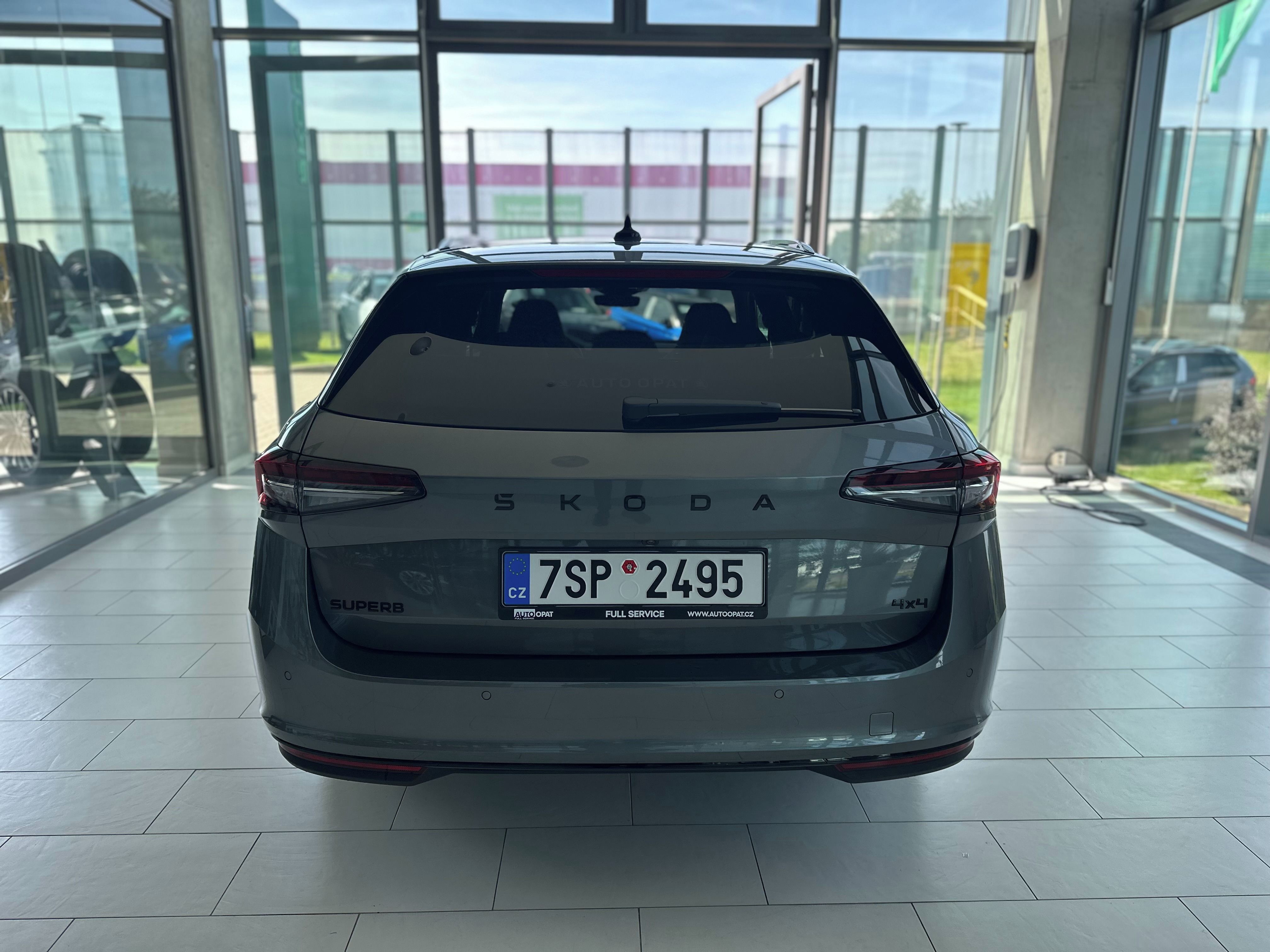 Škoda Superb, Sportline 2,0 TDI 142 kW 4x4 - fotka 6