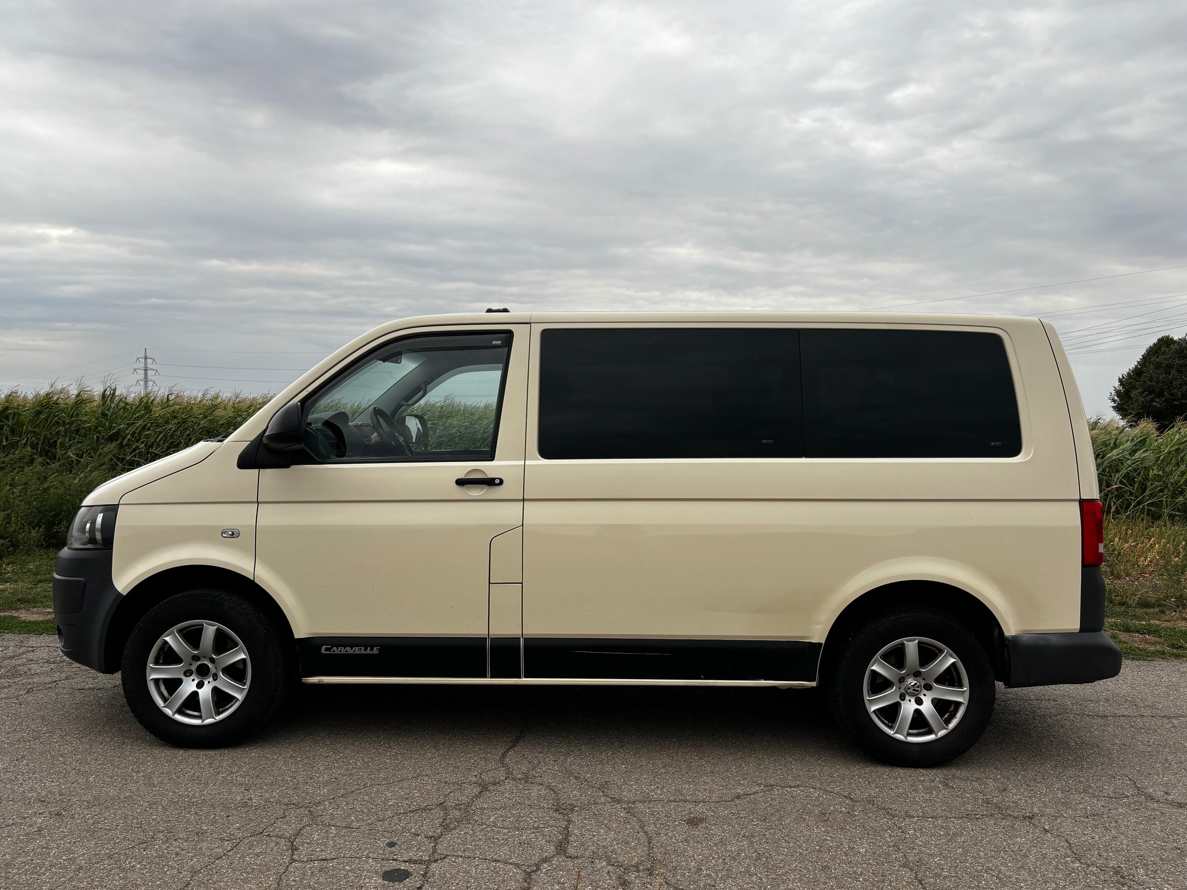 Volkswagen Caravelle, T5.1 Caravelle 2.0 TDI 103 kW - fotka 5