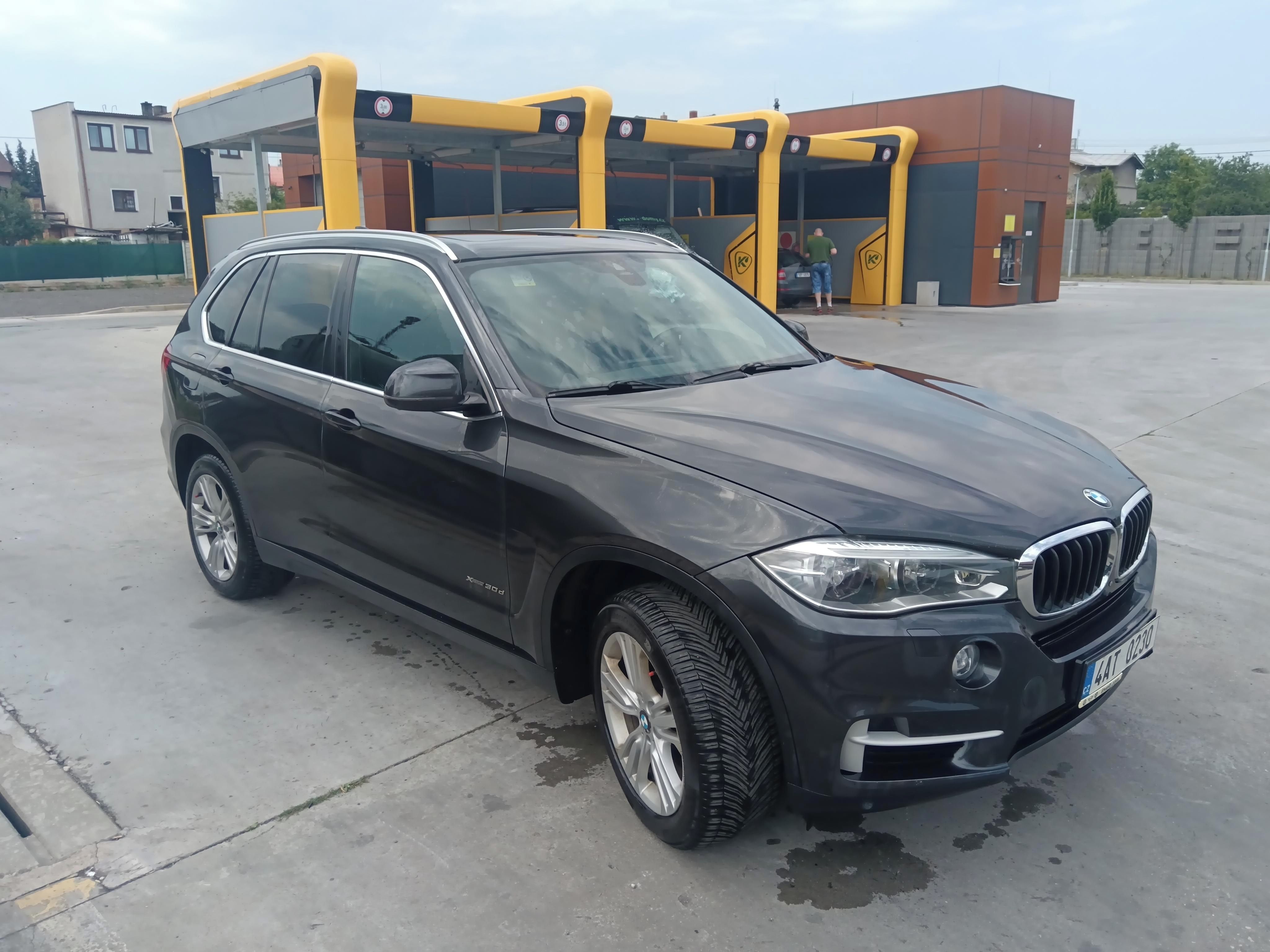 BMW X5, 330D xdrive - fotka 2