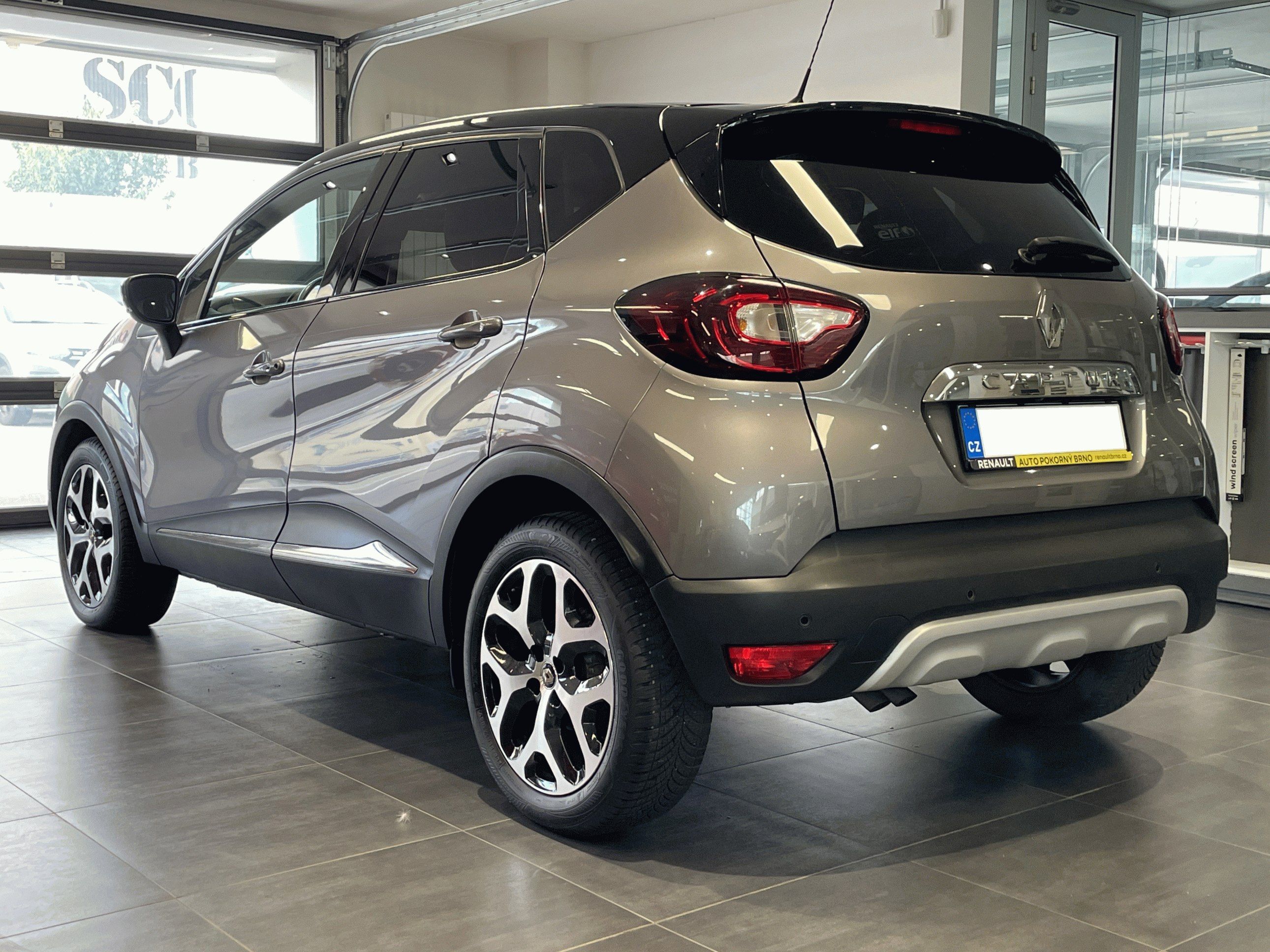 Renault Captur, INTENS 1,3TCe 150k EDC - fotka 3