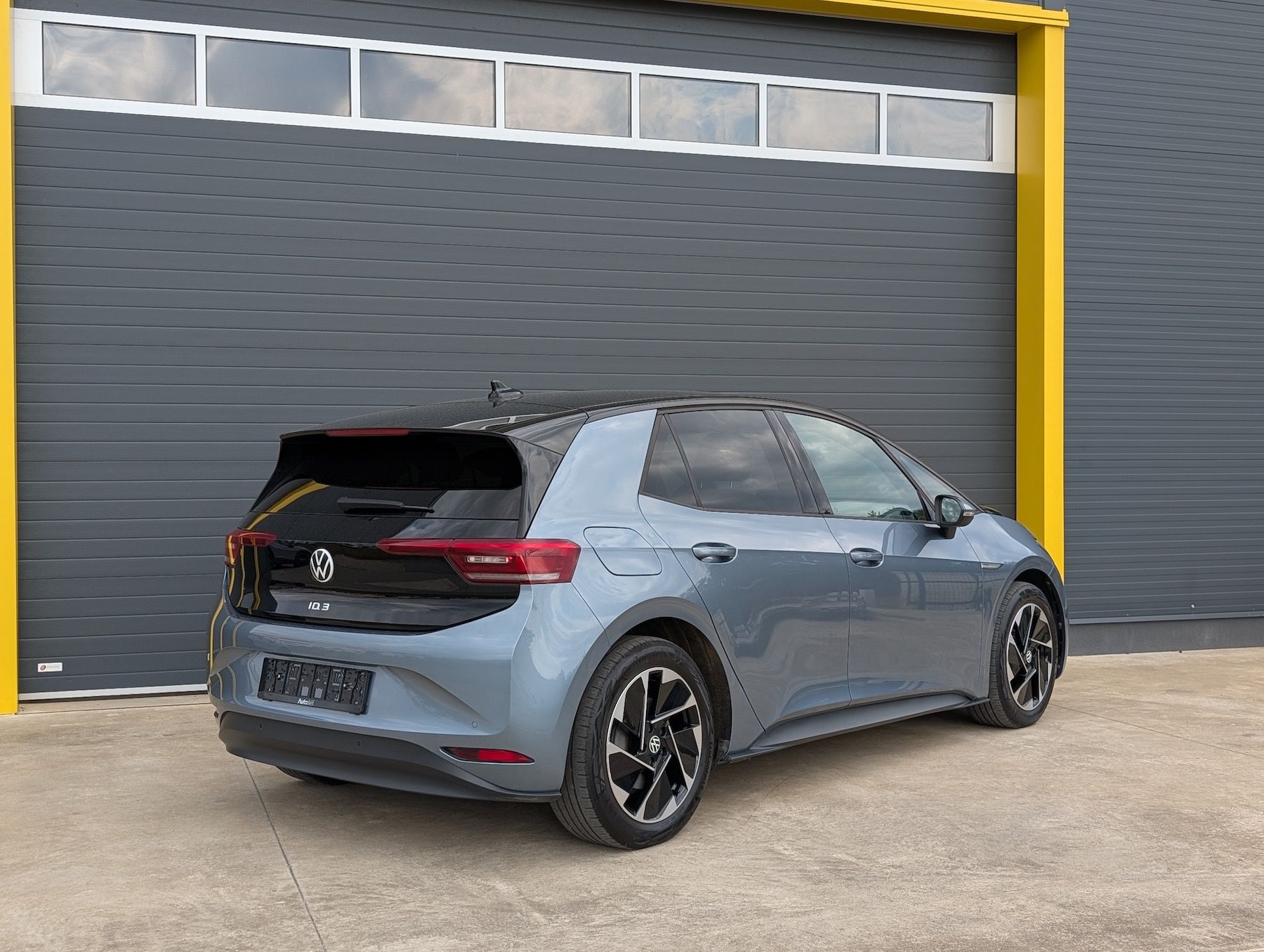 Volkswagen ID.3, 150 kW, IQ, ACC, Kessy, 93,8% - fotka 2