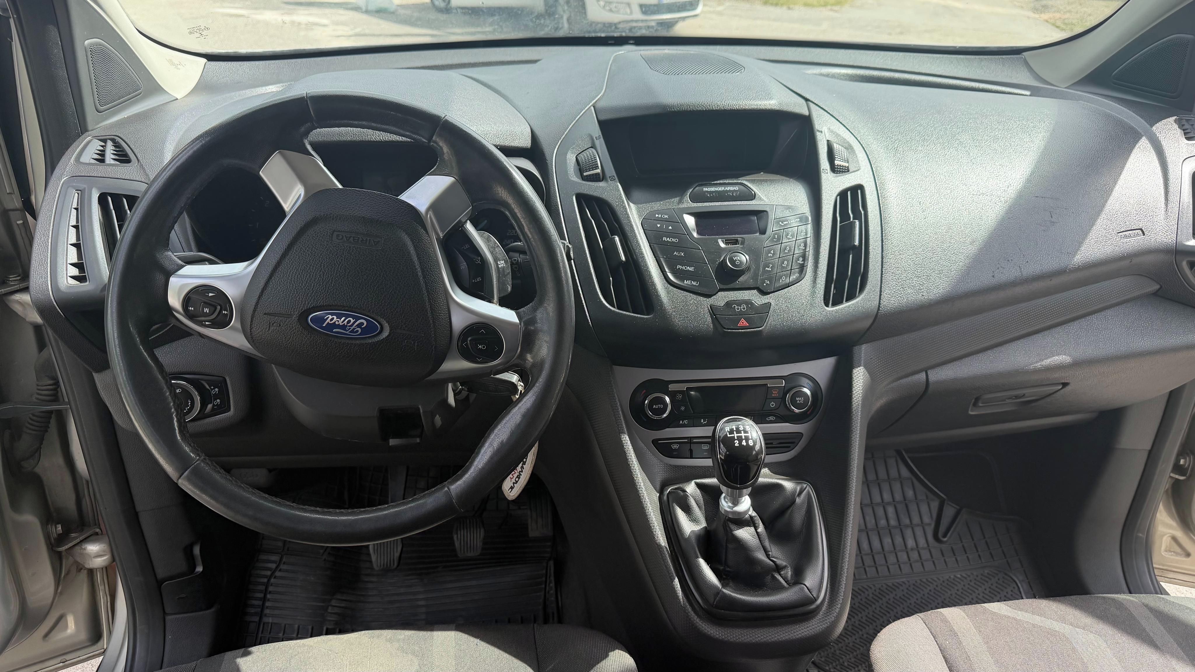 Ford Tourneo Connect - fotka 3