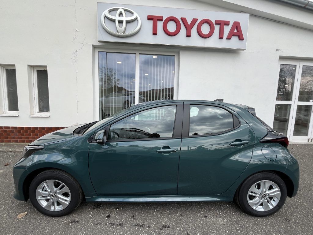Toyota Yaris, 1.5L HEV116 CVT Comfort - fotka 4