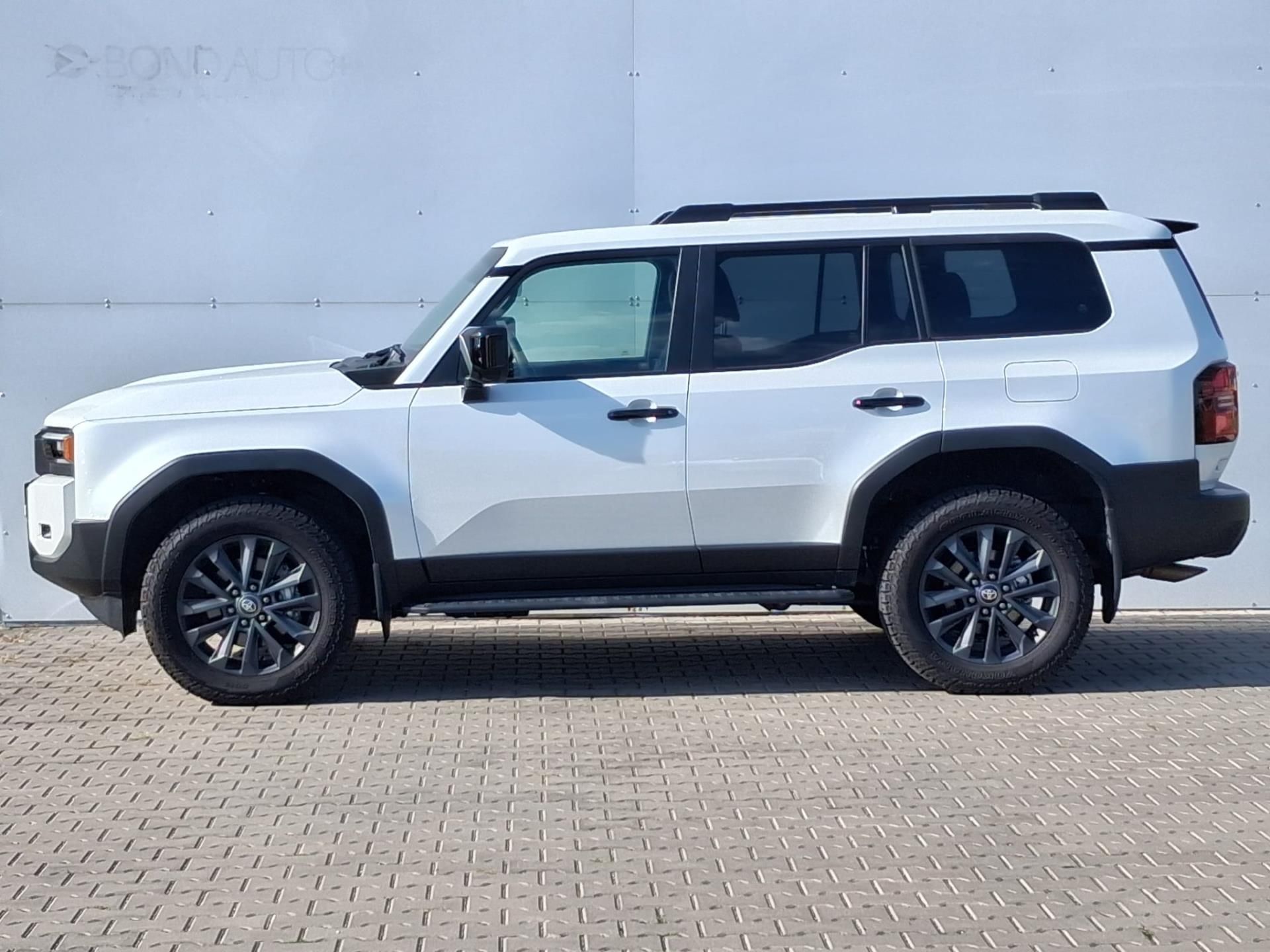 Toyota Land Cruiser, 2.8 D-4D 6AT Executive MHEV AW - fotka 3