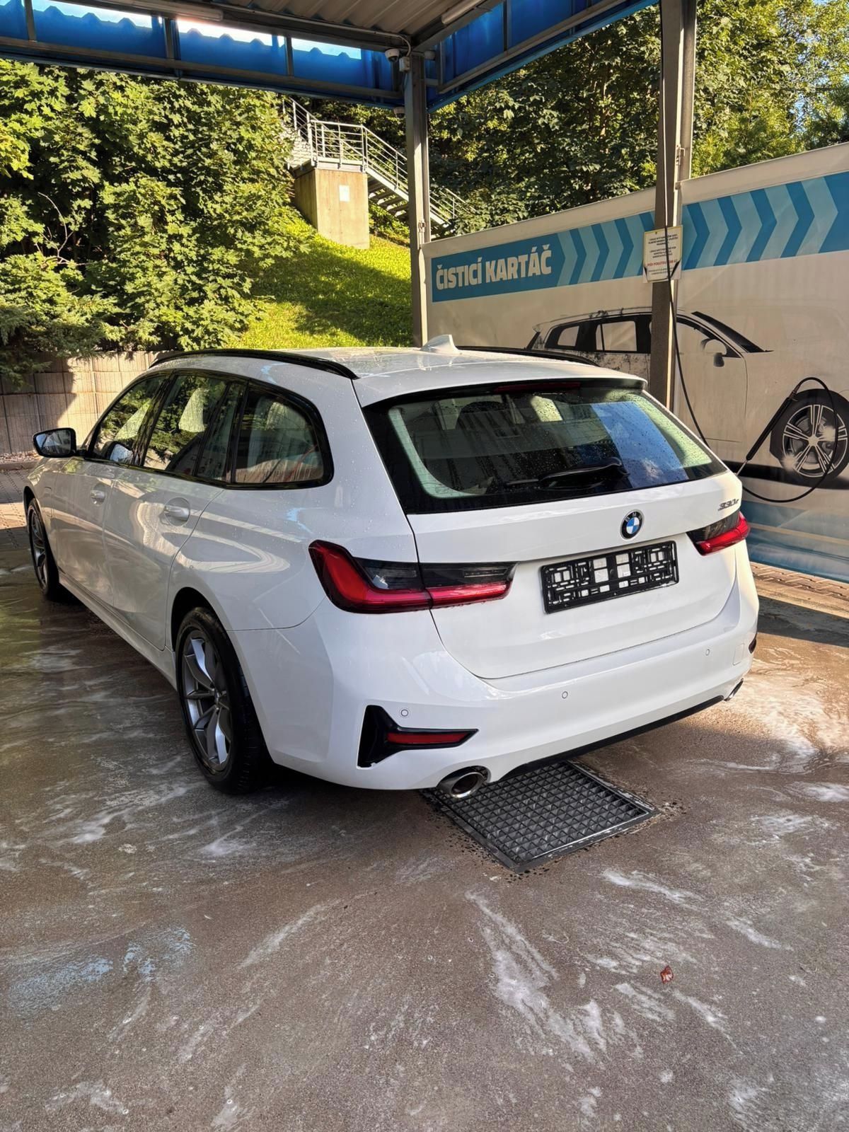 BMW Řada 3, 300e Touring Sport-Line/2021 - fotka 3