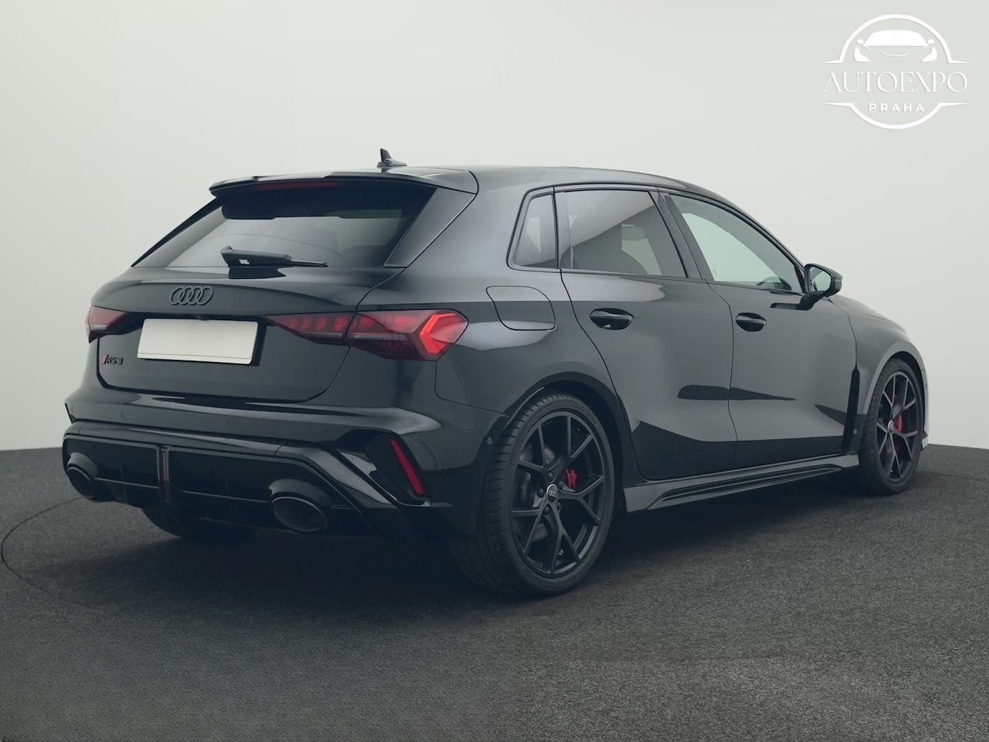 Audi RS3, Sportback*PANO*DYNAMIKPAKET* - fotka 4