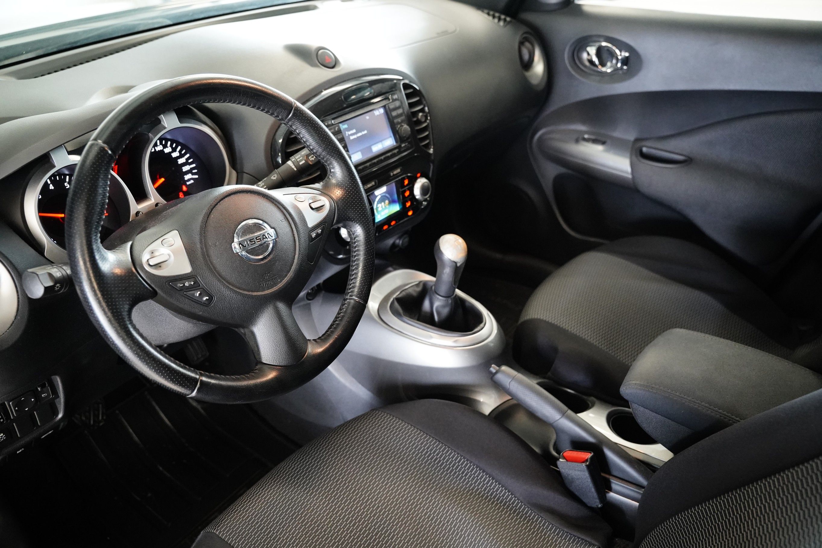Nissan Juke, 1.6i 86 kW - fotka 5