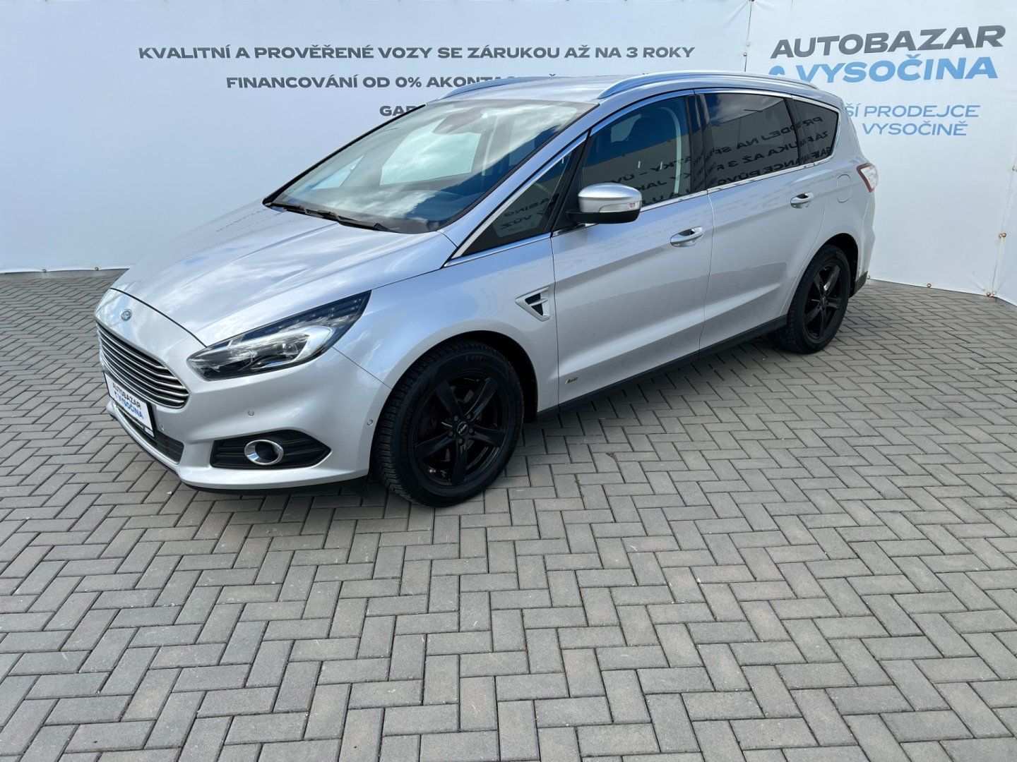 Ford S-MAX, Titanium! 2.0TDCi 132kW! LED!