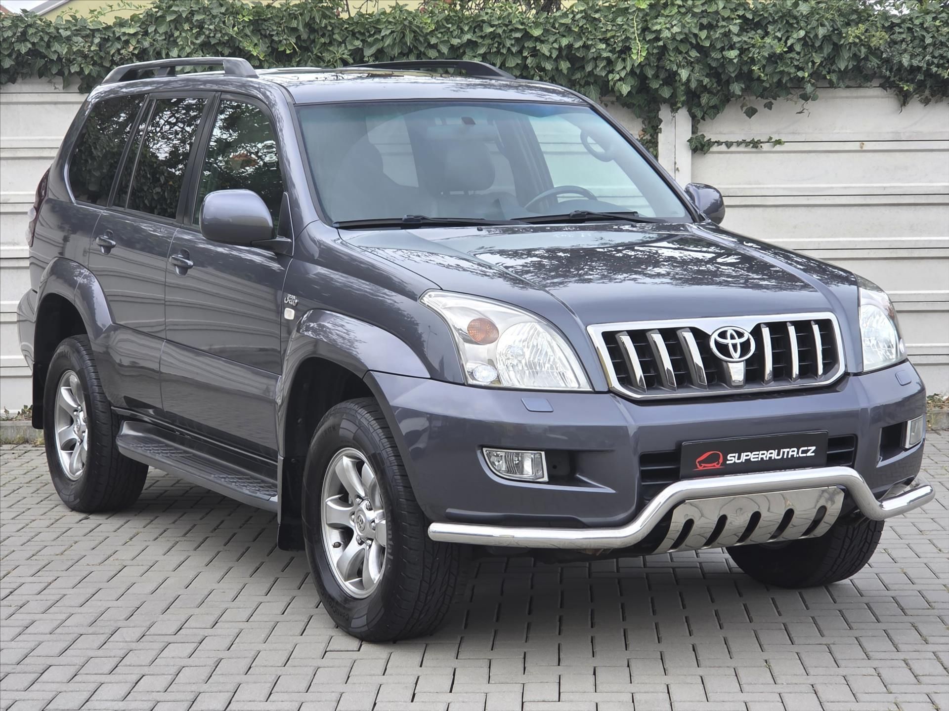 Toyota Land Cruiser, 3,0 D-4D 127kW 8-míst ČR 1.maj