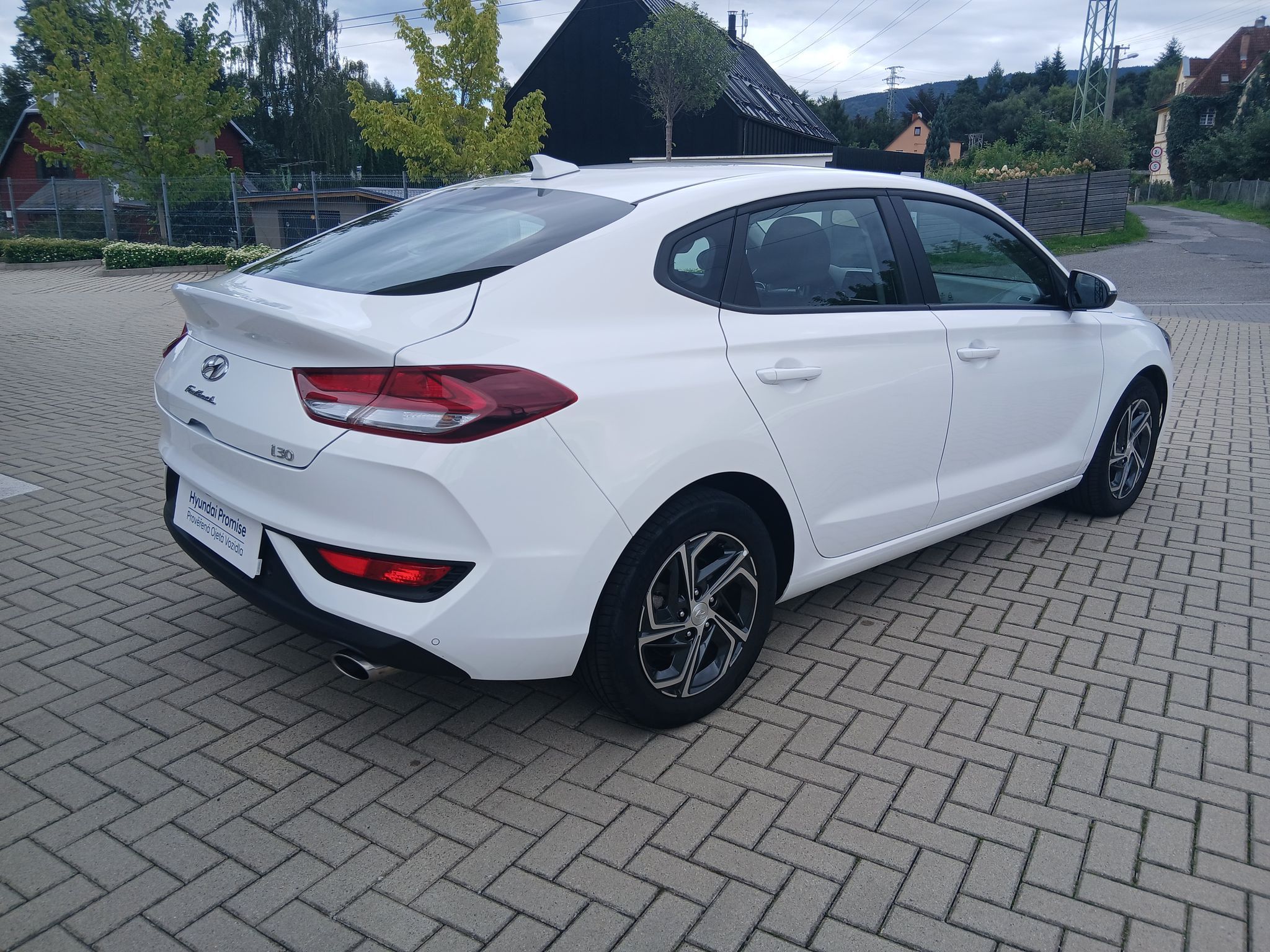 Hyundai i30, 1.0 T-GDI 120k Family Comfort - fotka 6