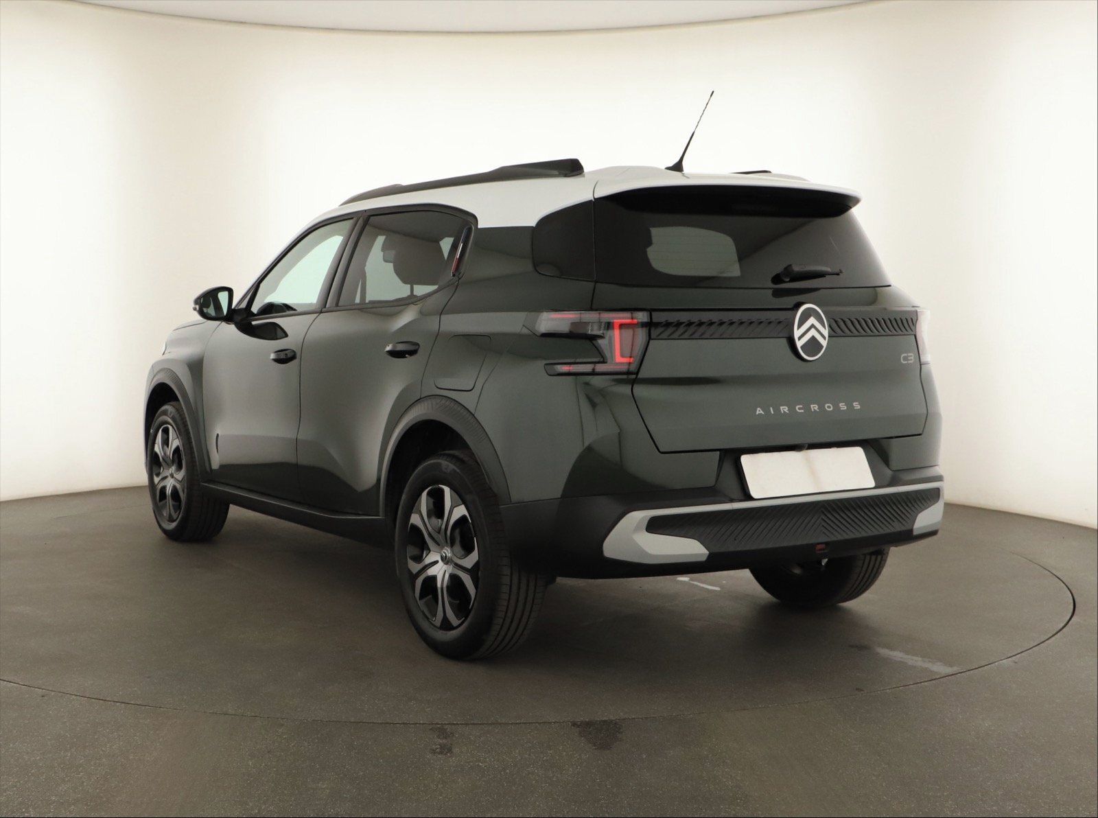 Citroën C3 Aircross, 1.2 PureTech, Záruka, ČR,1.maj - fotka 4