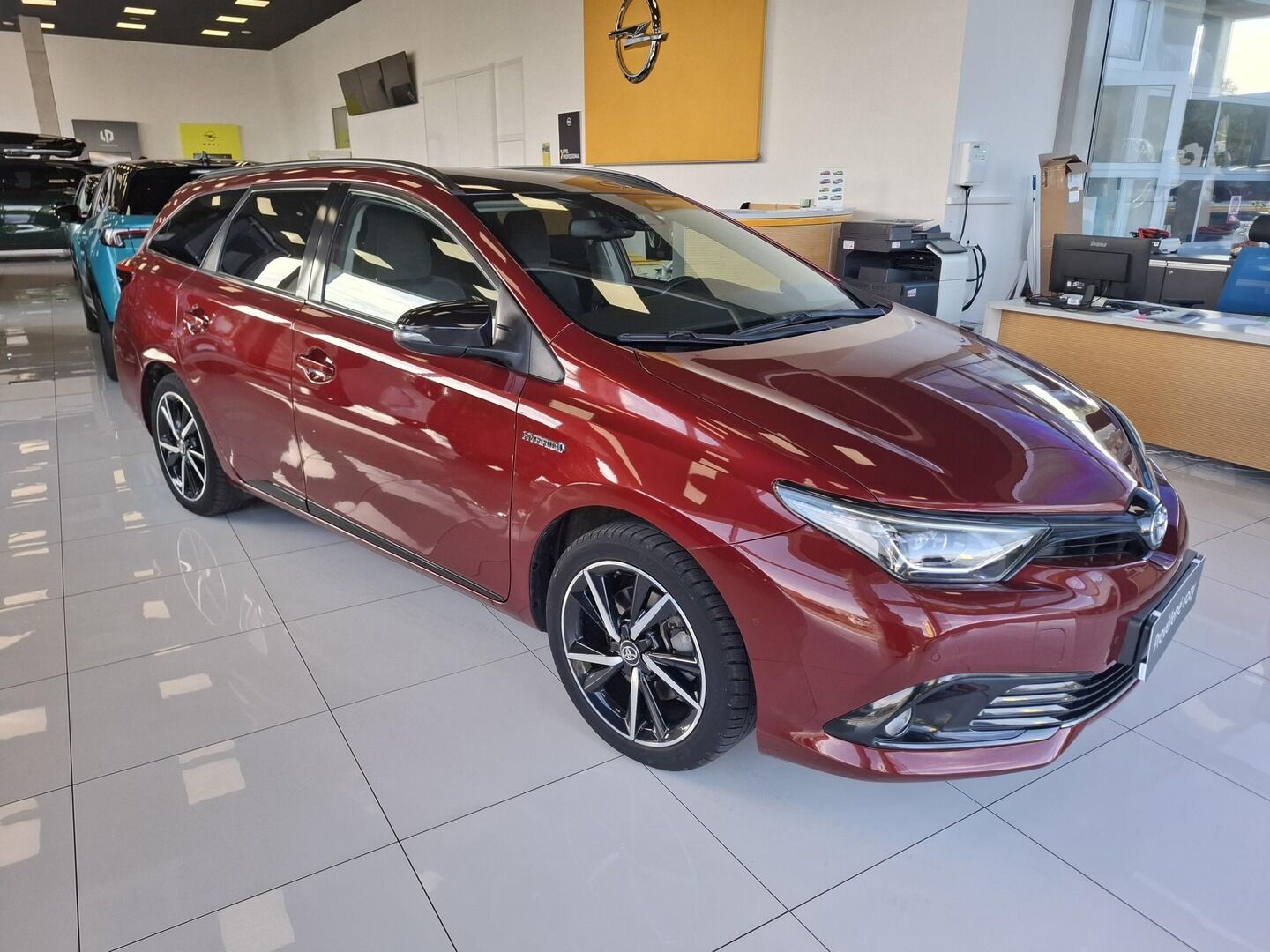 Toyota Auris, 1.8HEV 73KW 2018 - fotka 2