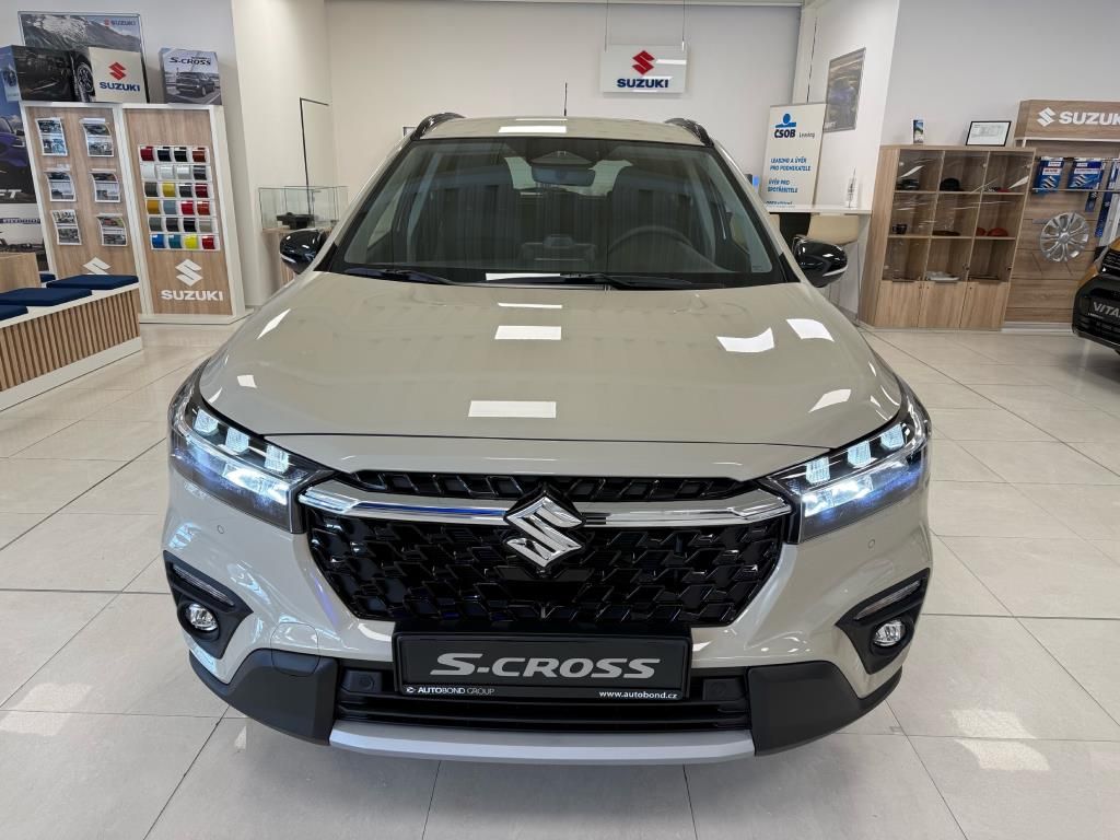 Suzuki S-Cross, ELEGANCE PAN 1,4 A/T 4x4 BE - fotka 2
