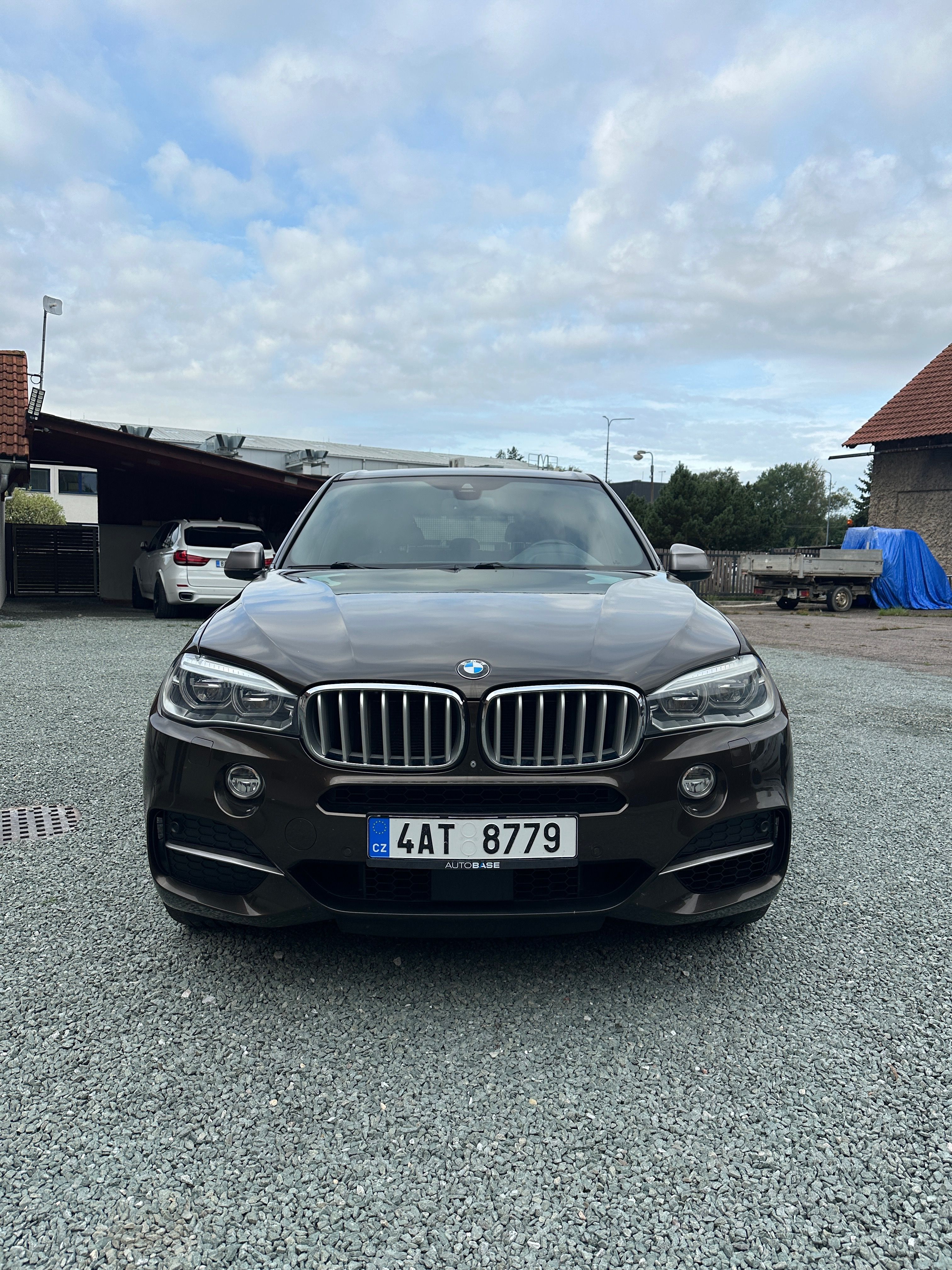 BMW X5, BMW X5 M50d xDrive BMW Servis - fotka 2