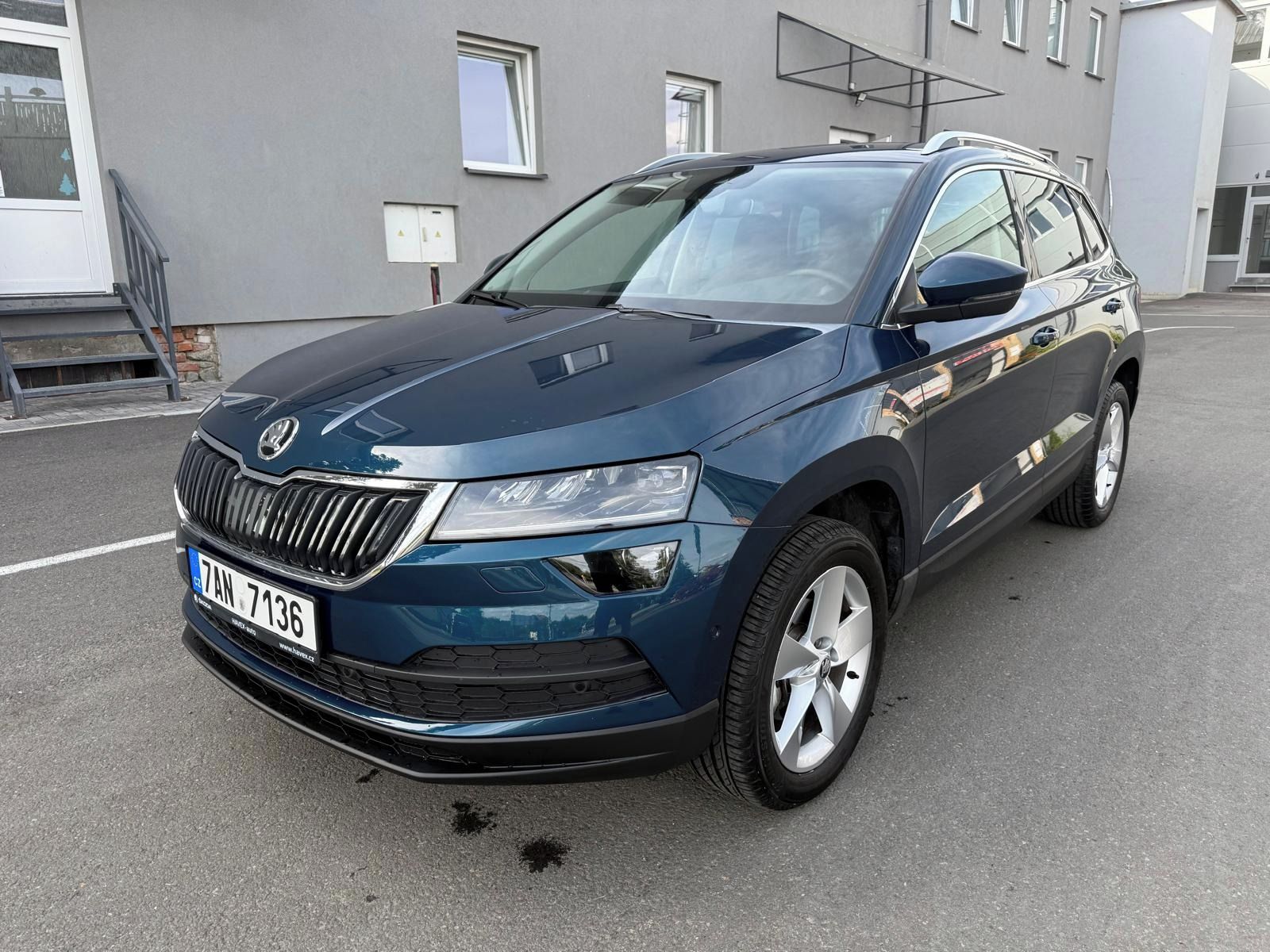 Škoda Karoq, 1.0TSi 85kW DSG navi jen7289km
