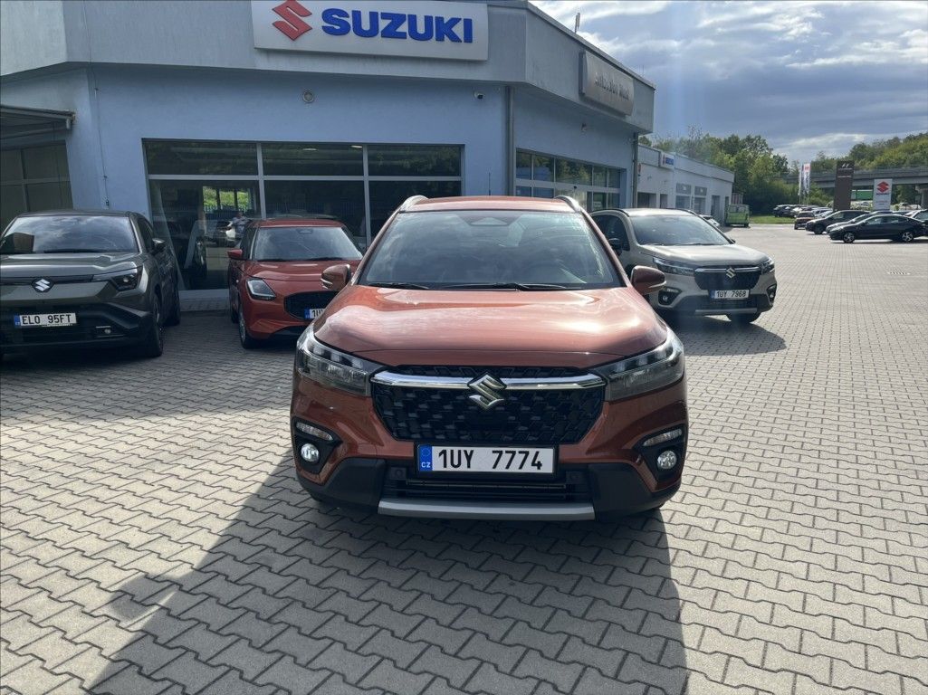 Suzuki S-Cross, 1,4 BoosterJet  Premium 4x4 - fotka 2