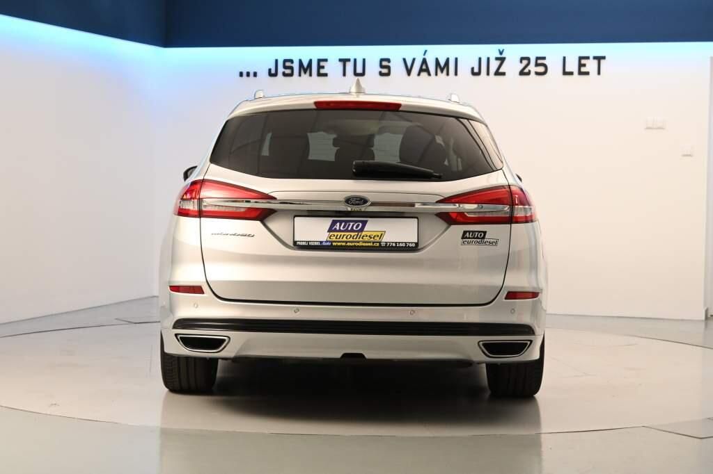 Ford Mondeo, 2.0 140 KW LED SONY ACC Tažné - fotka 6