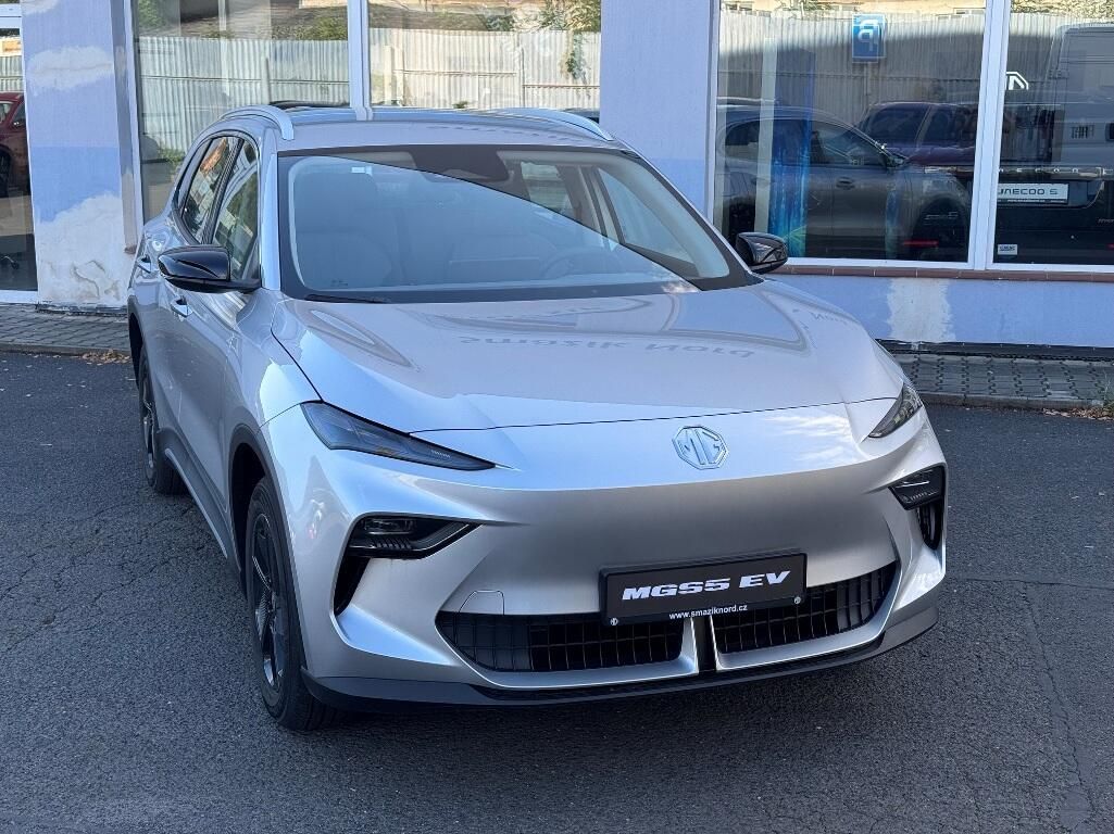 MG MGS5 EV, Emotion (49 kWh) - fotka 2