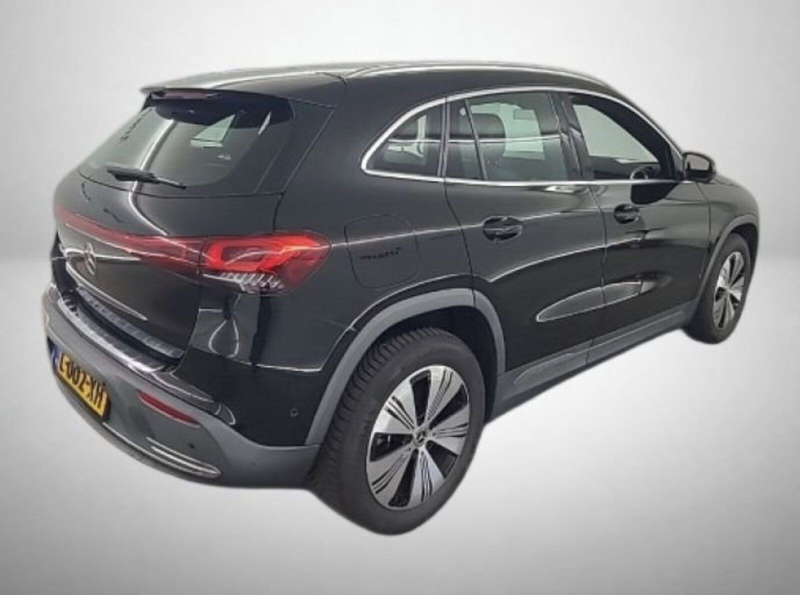 Mercedes-Benz EQA, EQA 250, SoH 96%, Automat - fotka 2