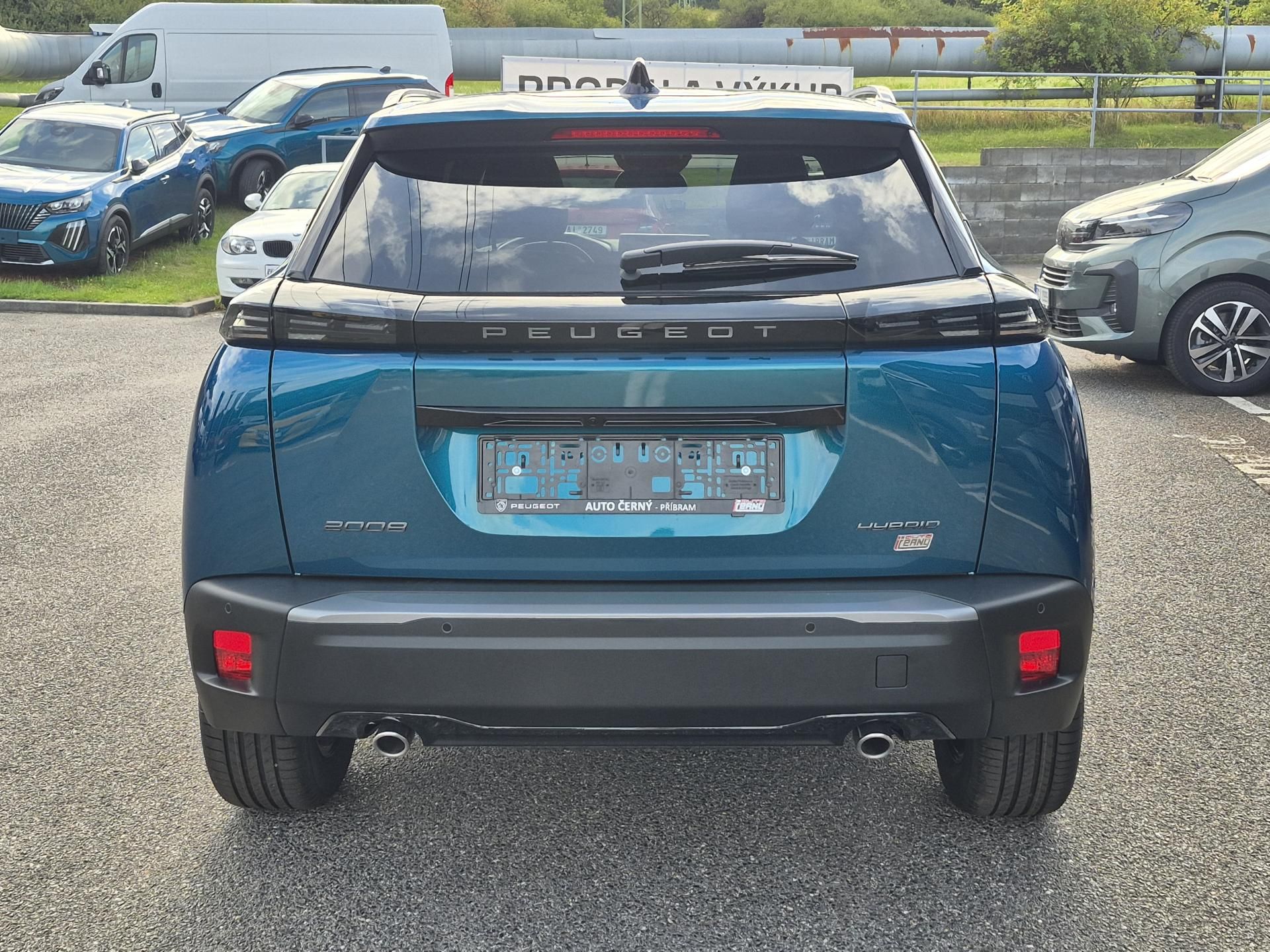 Peugeot 2008, ALLURE Hybrid 145 e-DCS6 - fotka 4