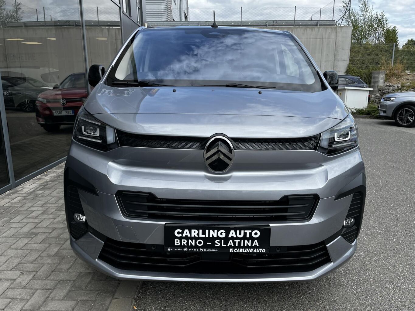 Citroën SpaceTourer, SHINE L2 2.2 BlueHDi 180 S&S E - fotka 2