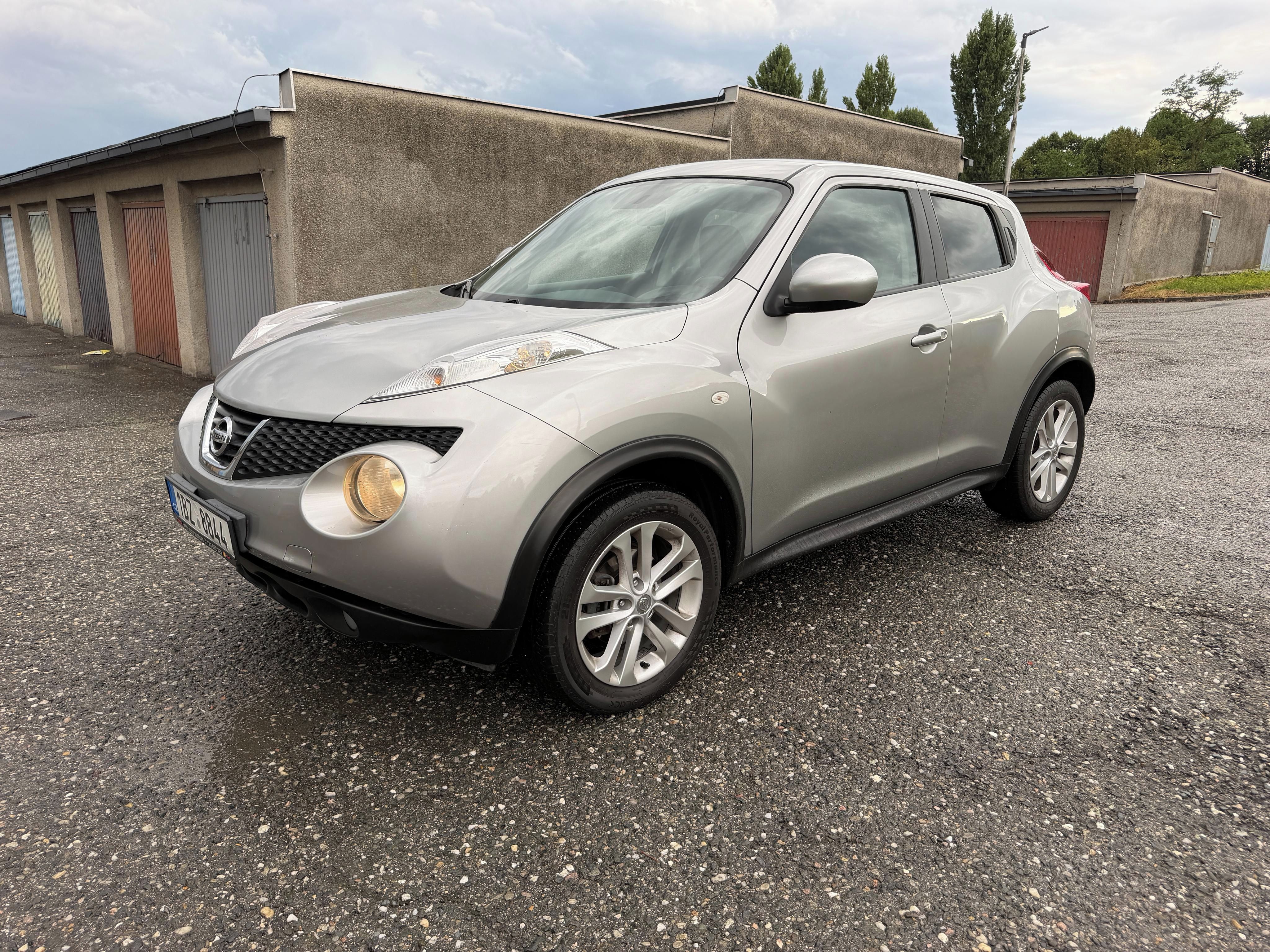 Nissan Juke, 1.6i, EXLUSIVE, nová STK - fotka 3