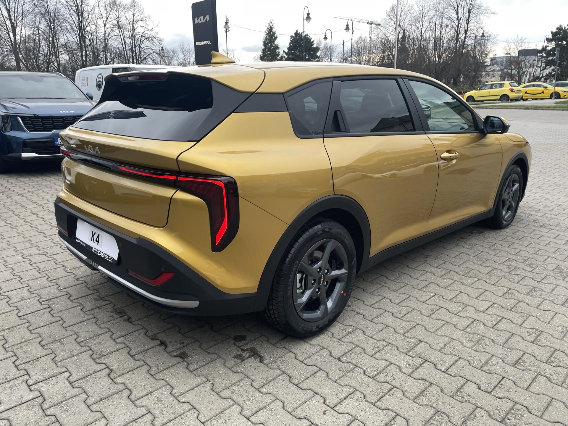 Kia K4, 1,6T-GDi  EXCLUSIVE 7DCT - fotka 3