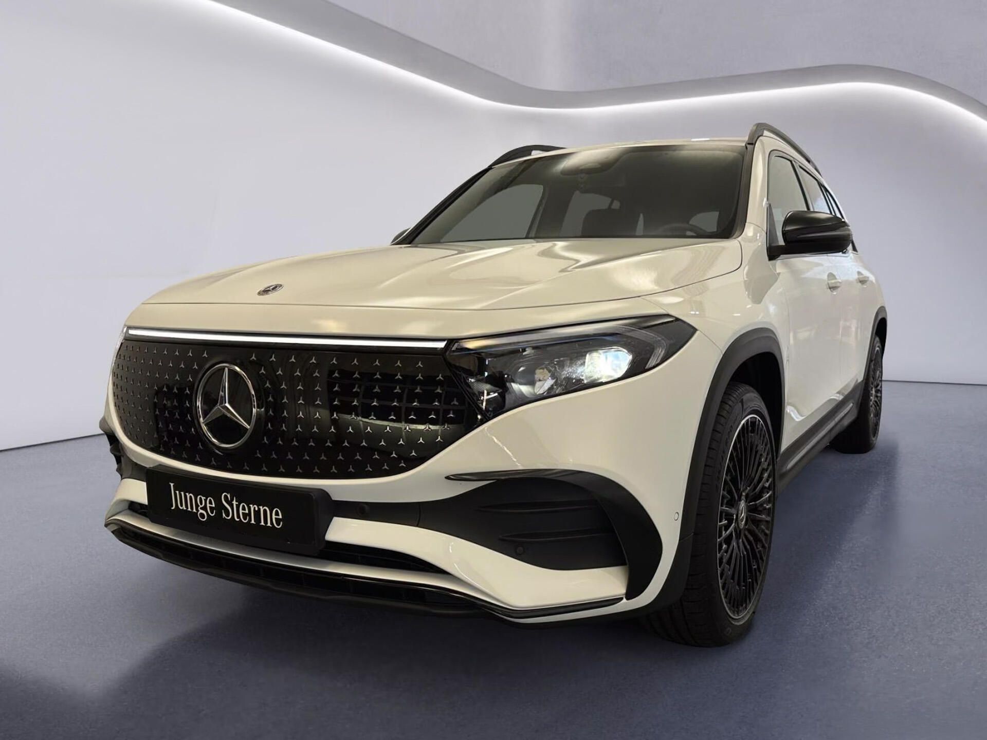 Mercedes-Benz EQB, 300 4M AMG 7míst Night Distro