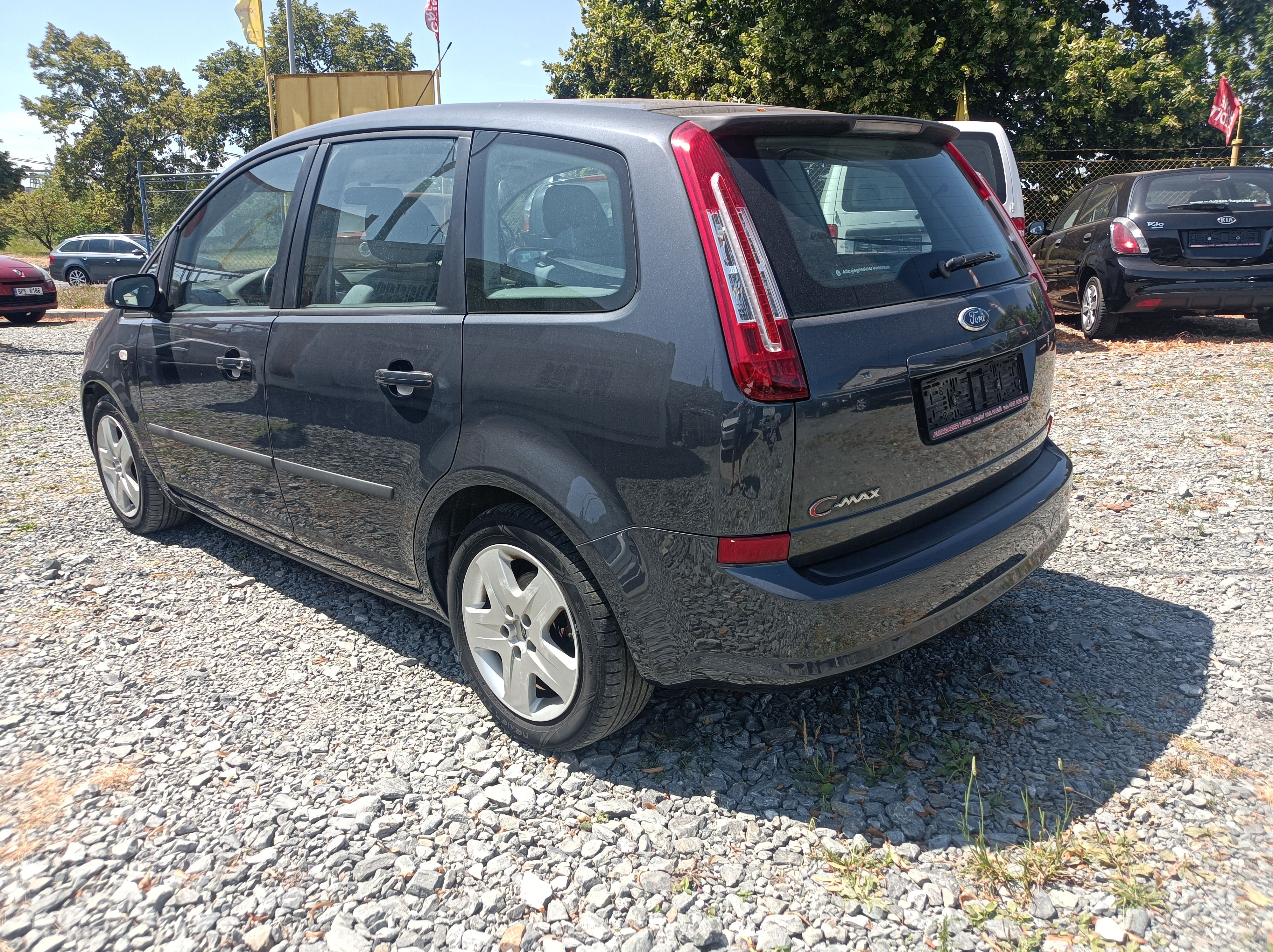 Ford C-MAX, 1.6Tdci-80kw,r.08,klima,132t. - fotka 6