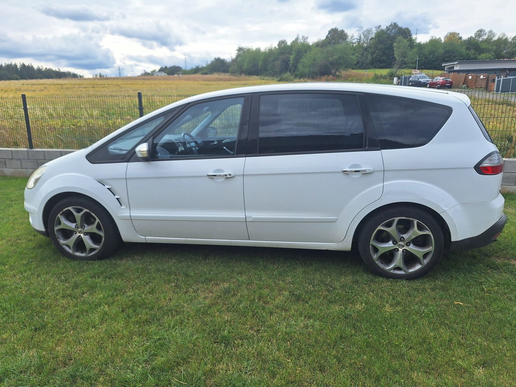 Ford S-MAX, S-max2.0 TDCi,103 kwh/7mist - fotka 2