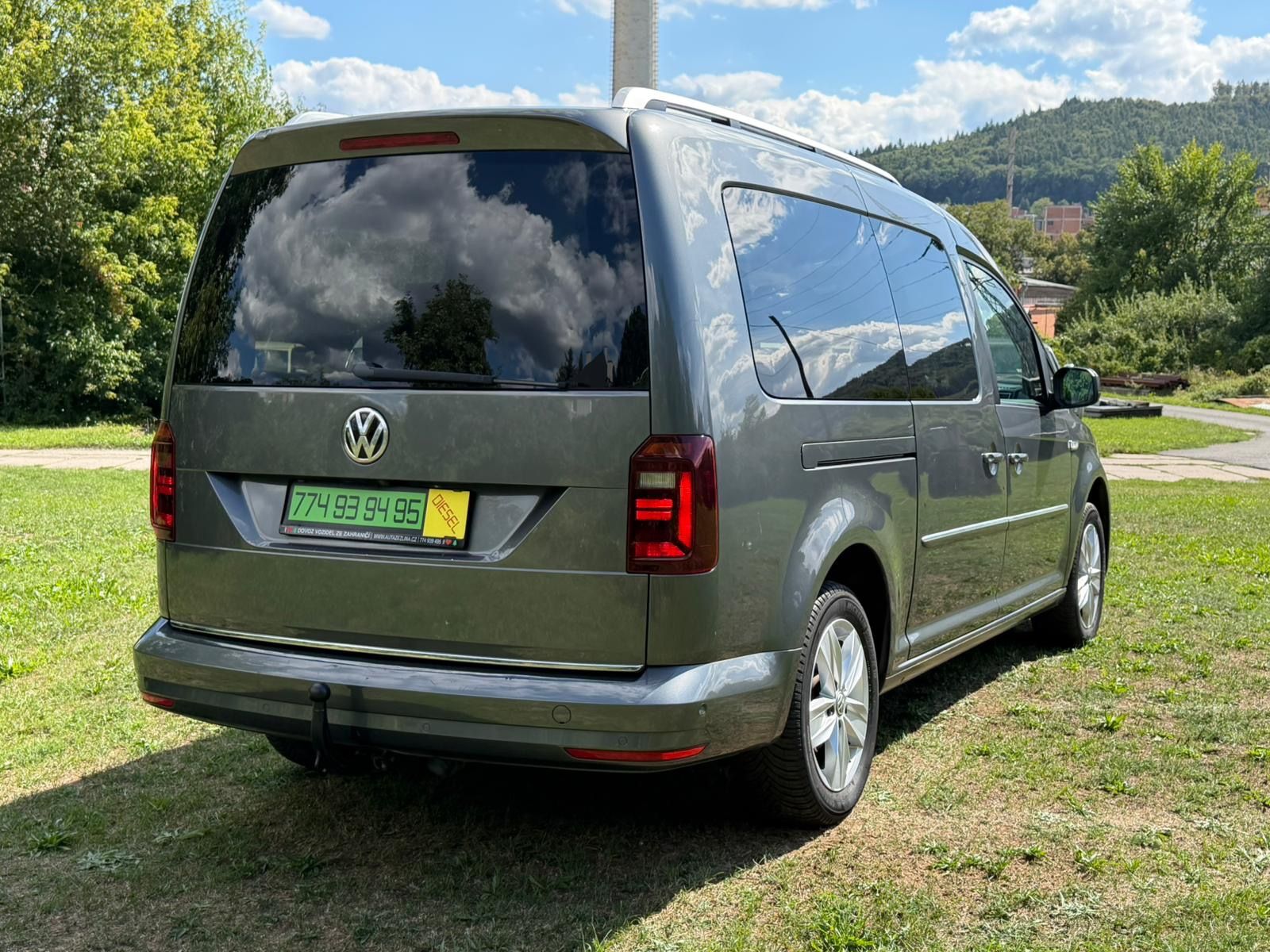 Volkswagen Caddy, MAXI HIGHLINE 2,0 TDI-TOP STAV - fotka 6
