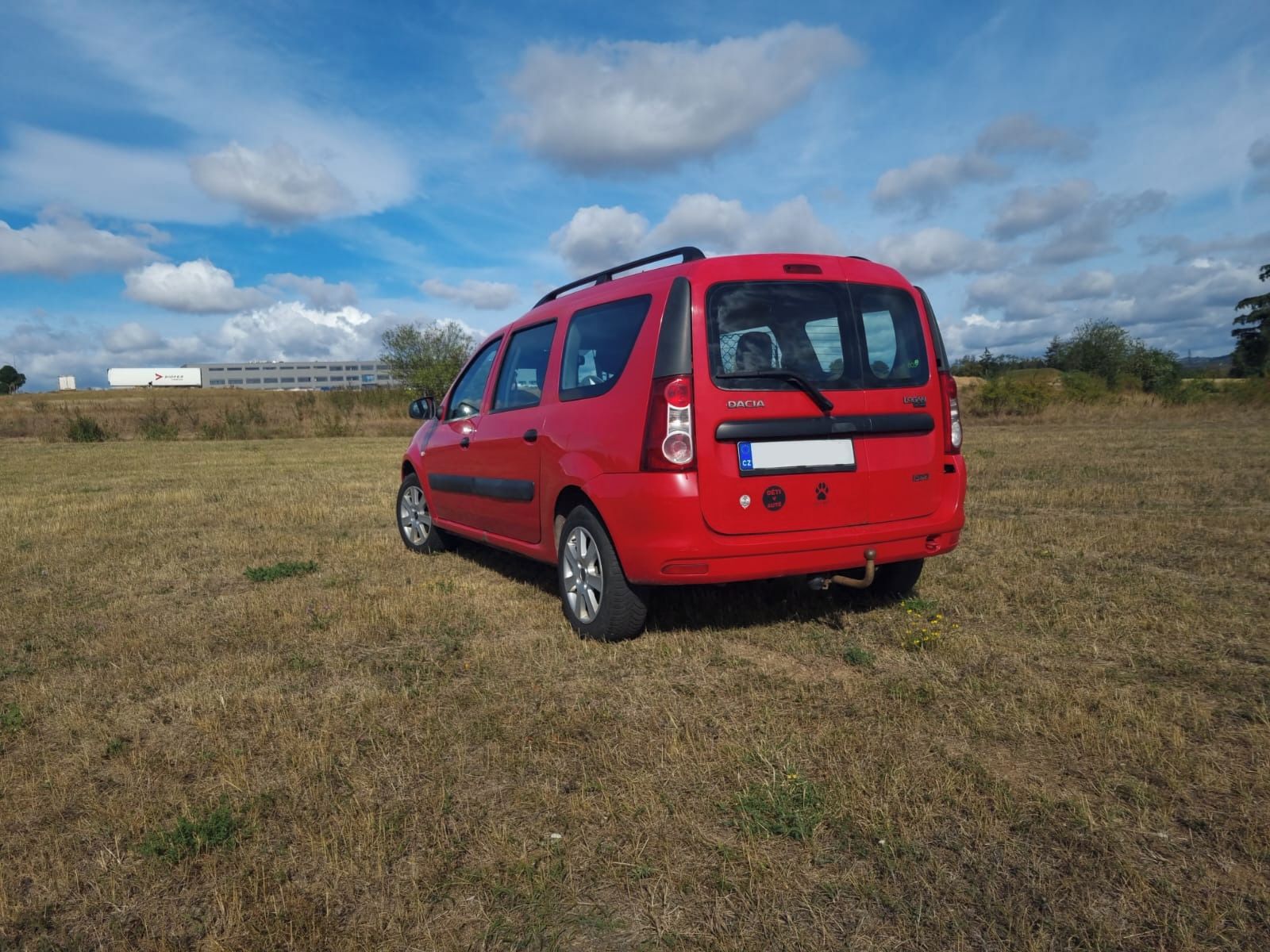 Dacia Logan - fotka 3