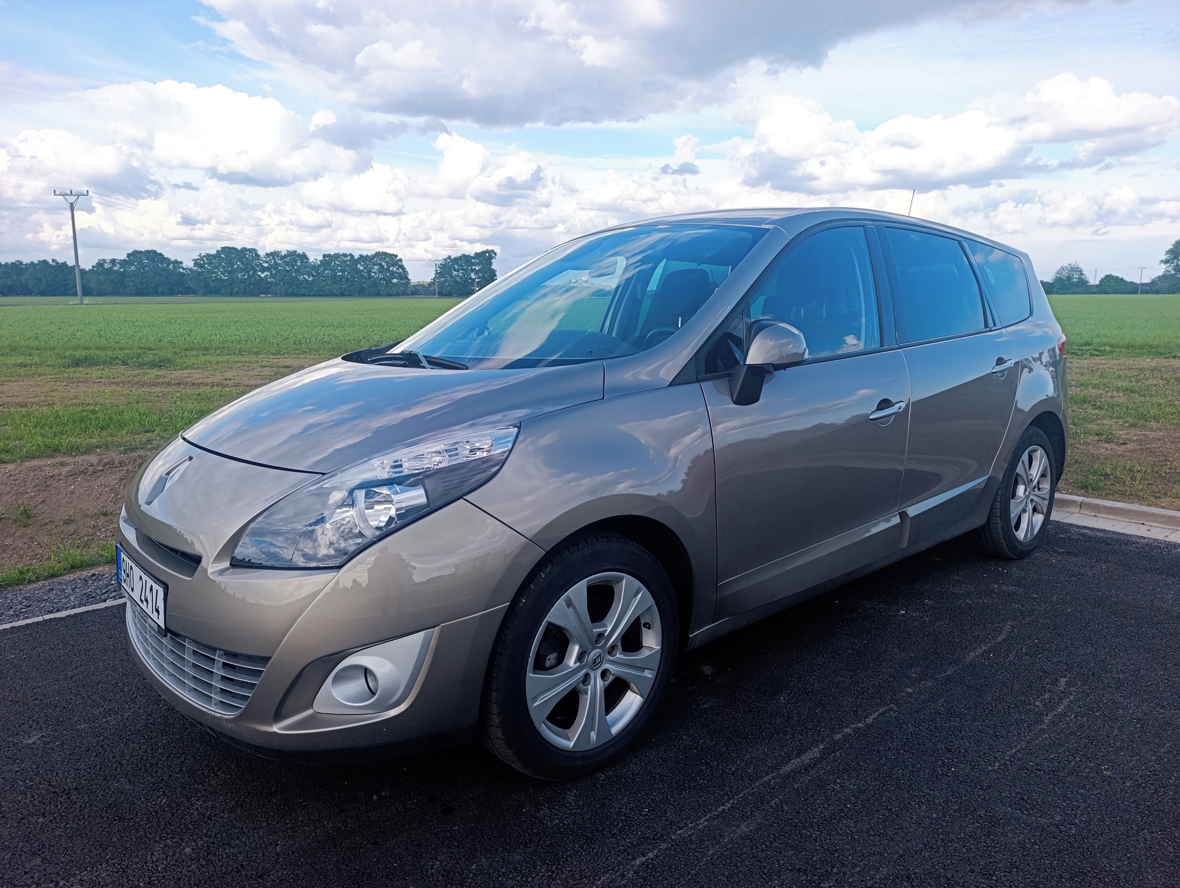 Renault Grand Scénic, Renault Grand Scénic 7 místný - fotka 3
