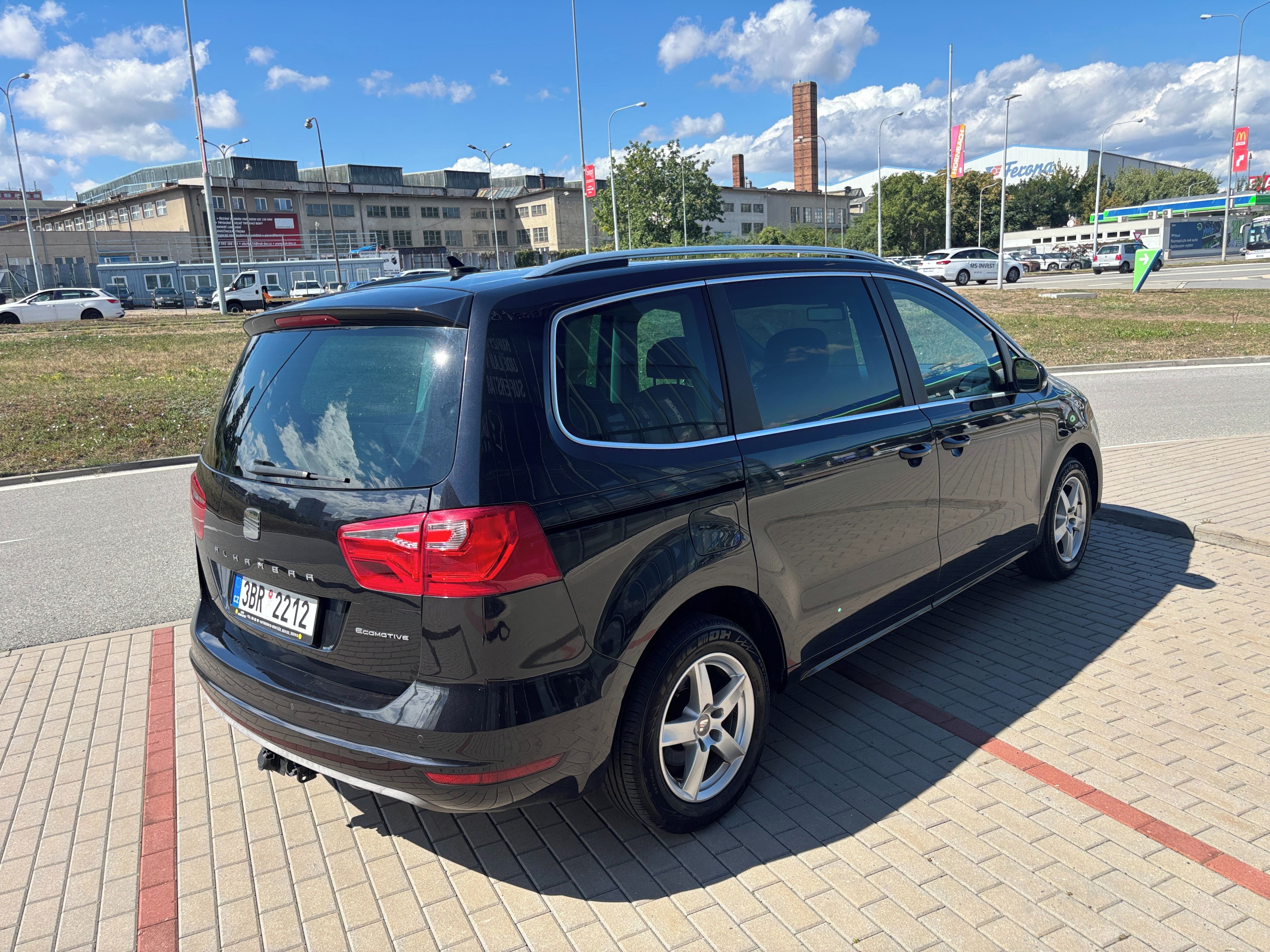 Seat Alhambra, 2.0TDi 103kW 7míst - fotka 6