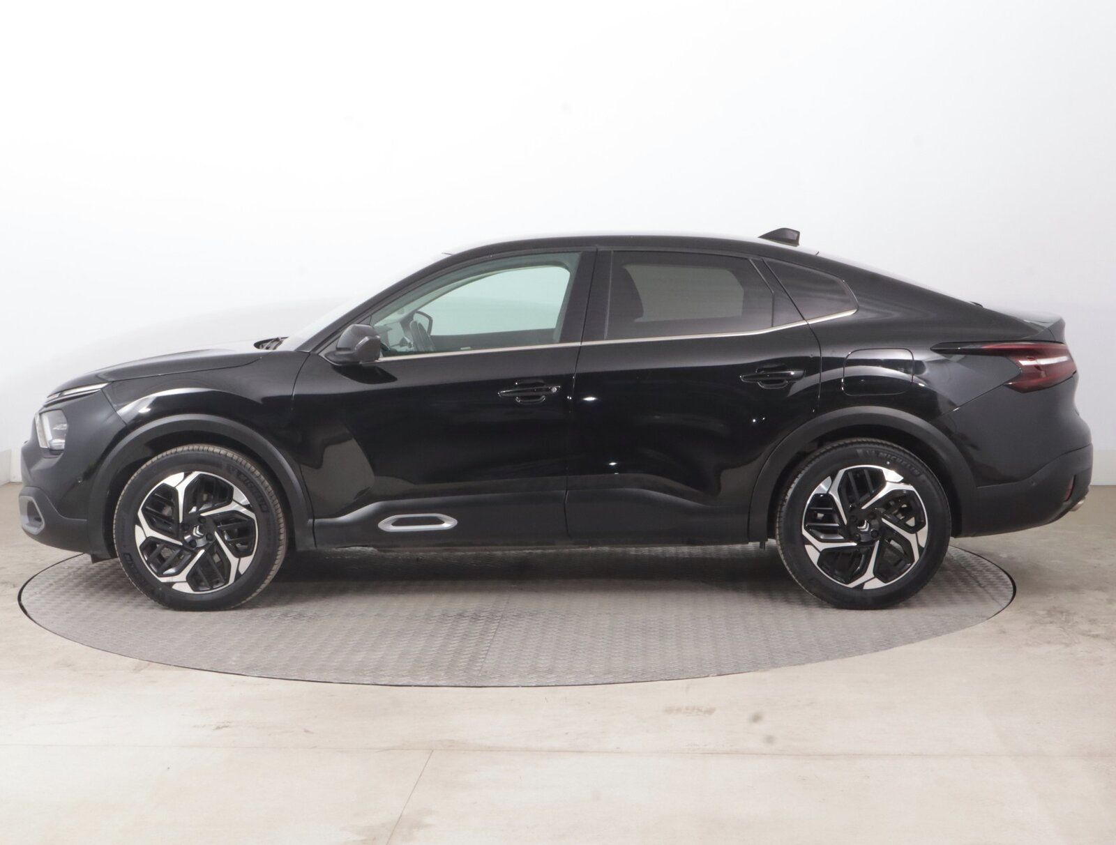 Citroën C4 X, 1.2 PureTech, Automat - fotka 3