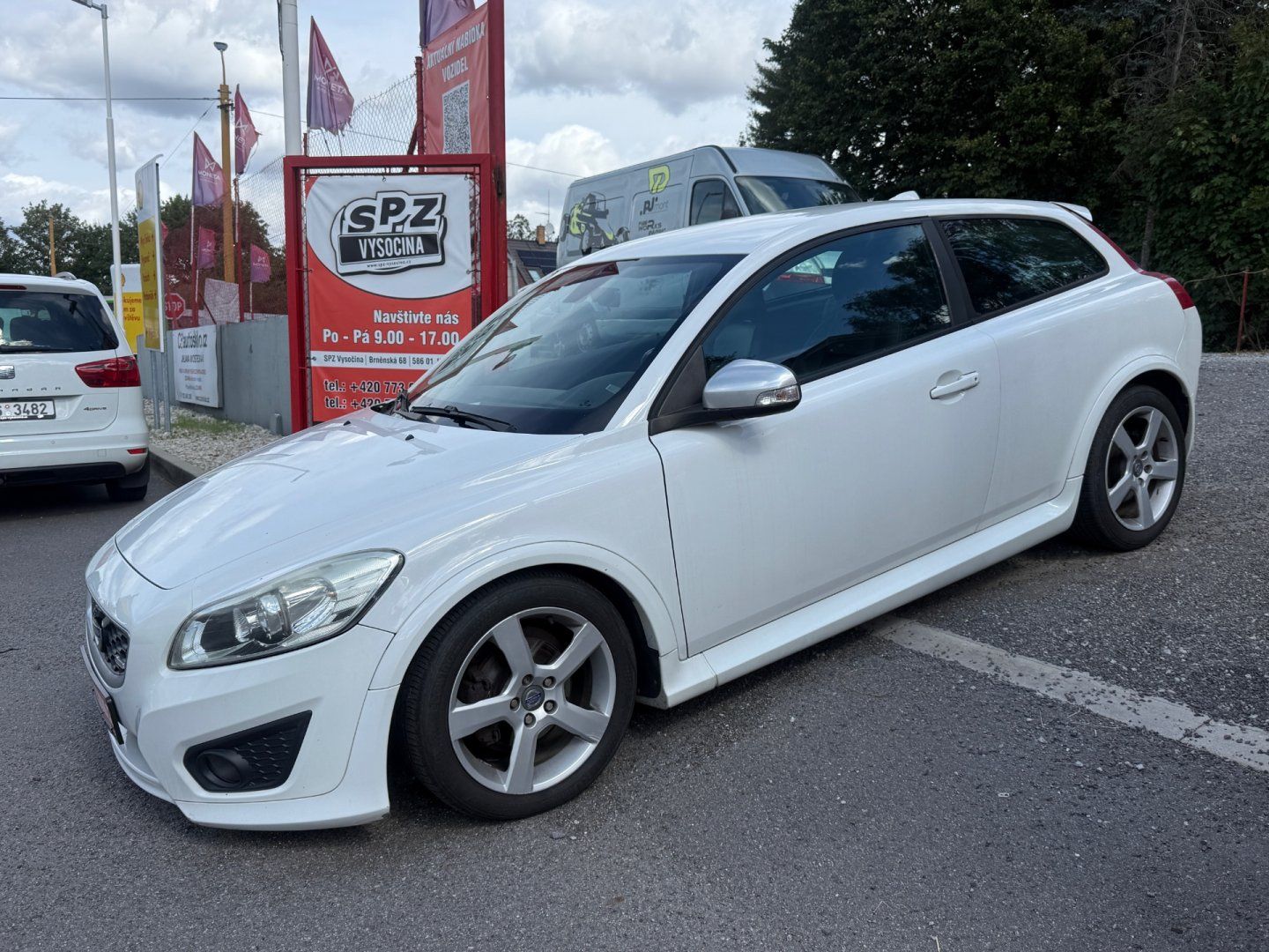 Volvo C30, 1.6d R-Design - fotka 2